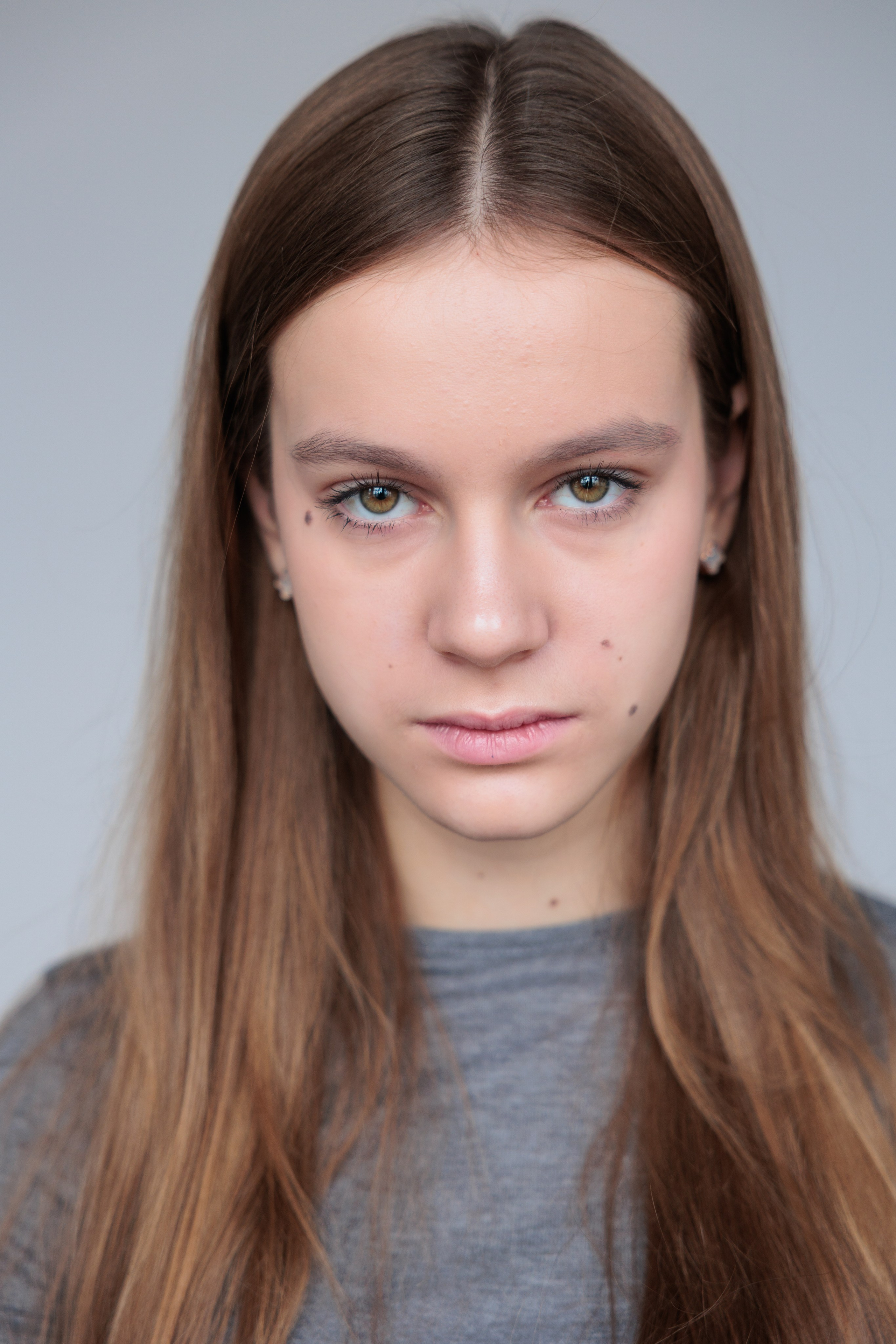 ПОЛИНА. Я фотограф из Москвы к Вашим услугам