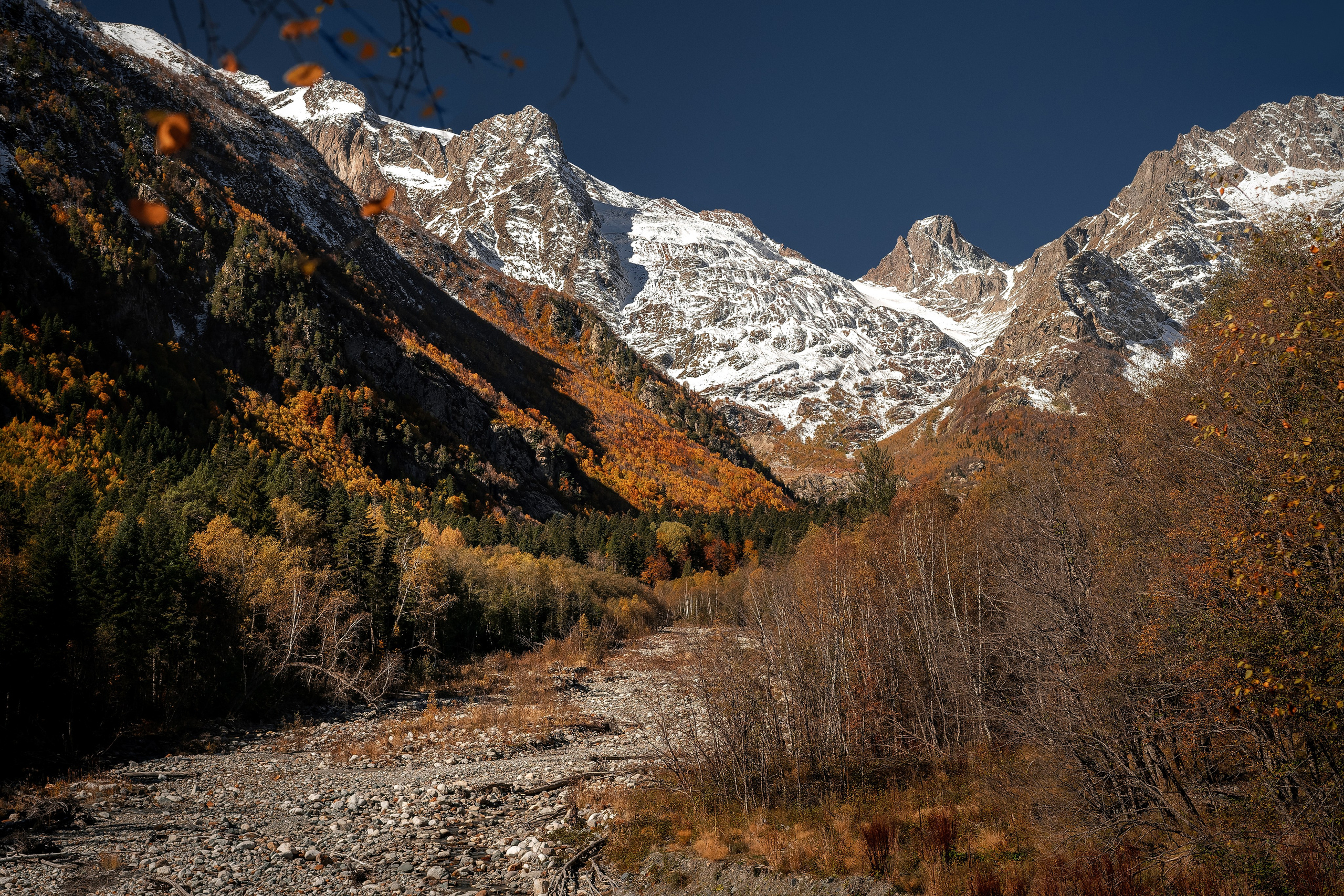Вид на долину к Алибекскому водопаду