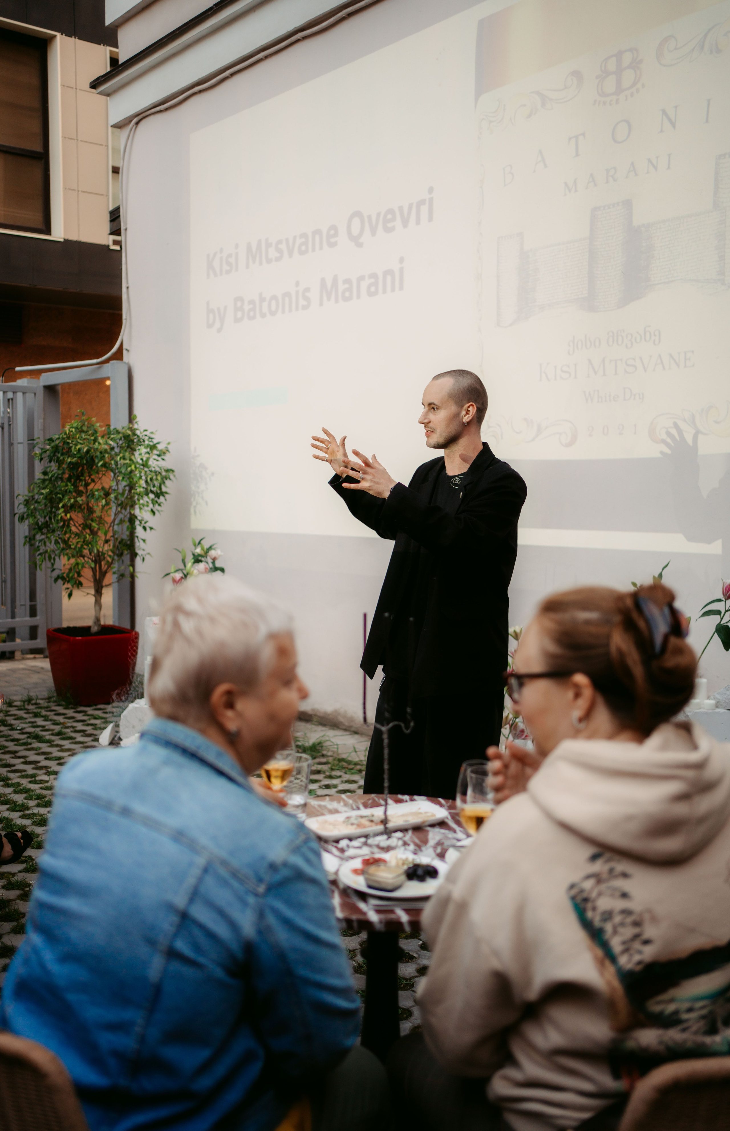 Казань глазами инженера. Винный вечер / 2025. Саша Копылов, фотограф в Казани