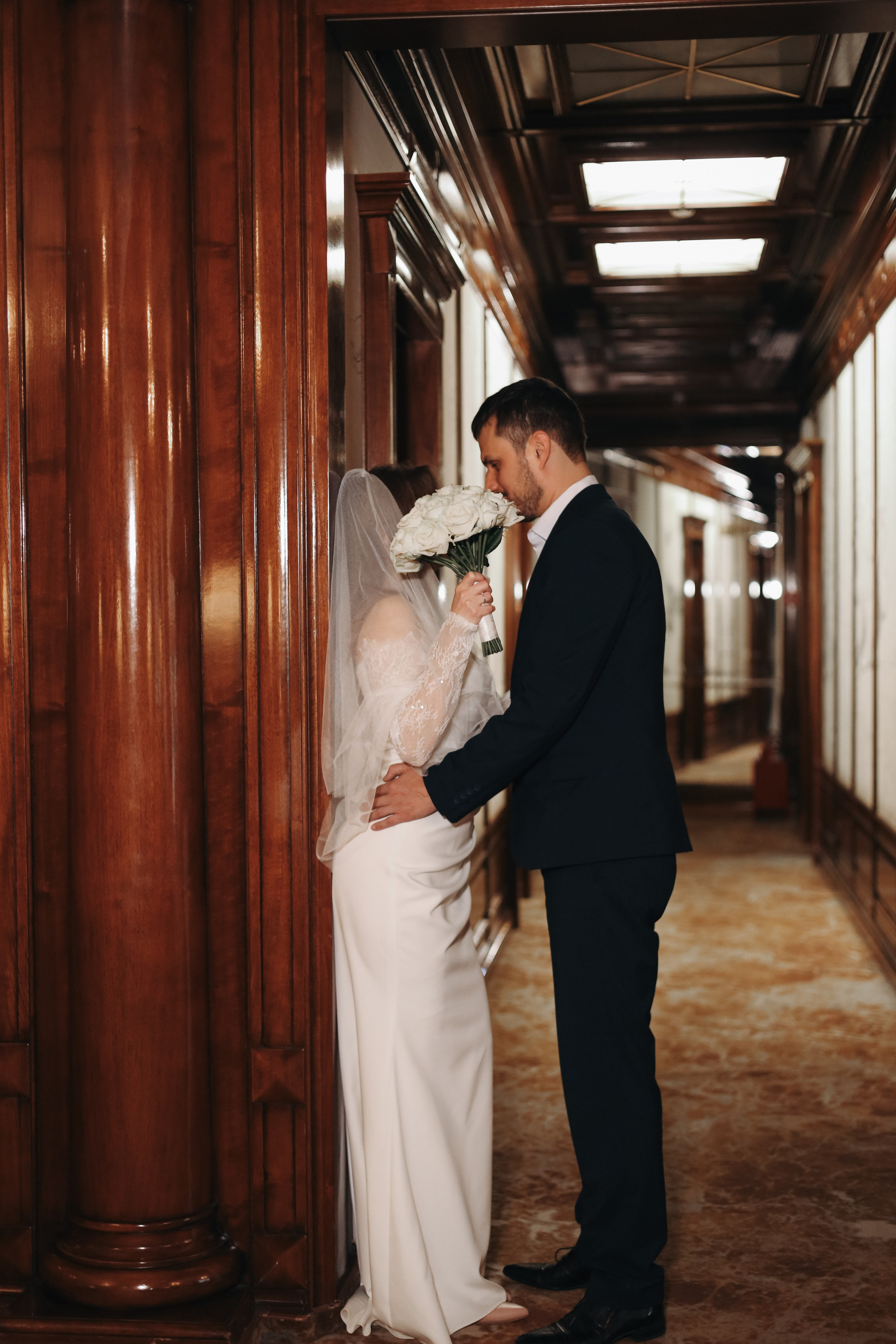 Ира и Денис. Амбассадори + Грибоедовский. Диана Чечель. Свадебный и семейный фотограф в Москве