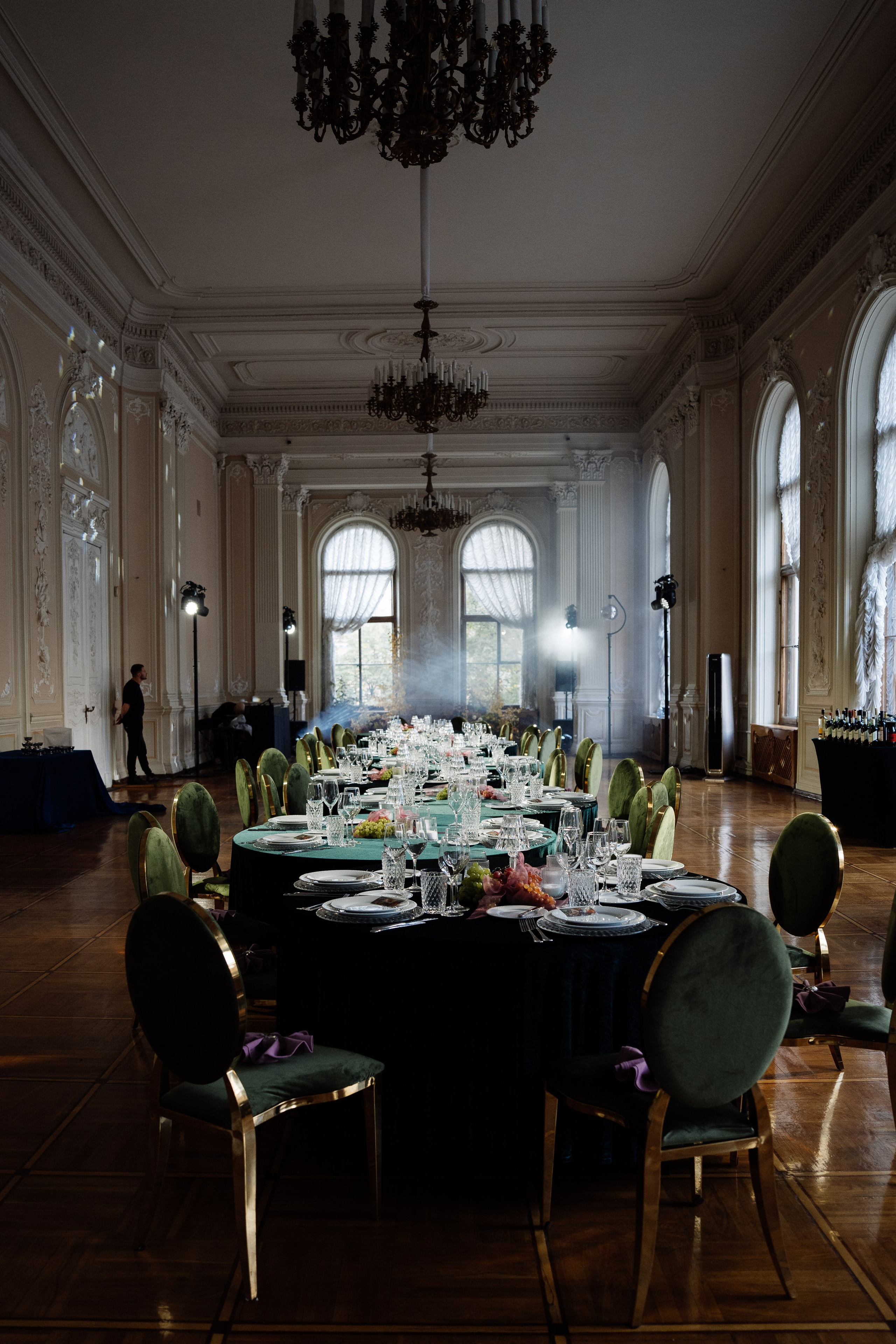 Современная свадьба во дворце. Свадебный фотограф организатор в Санкт-Петербурге Ассоль Опарина