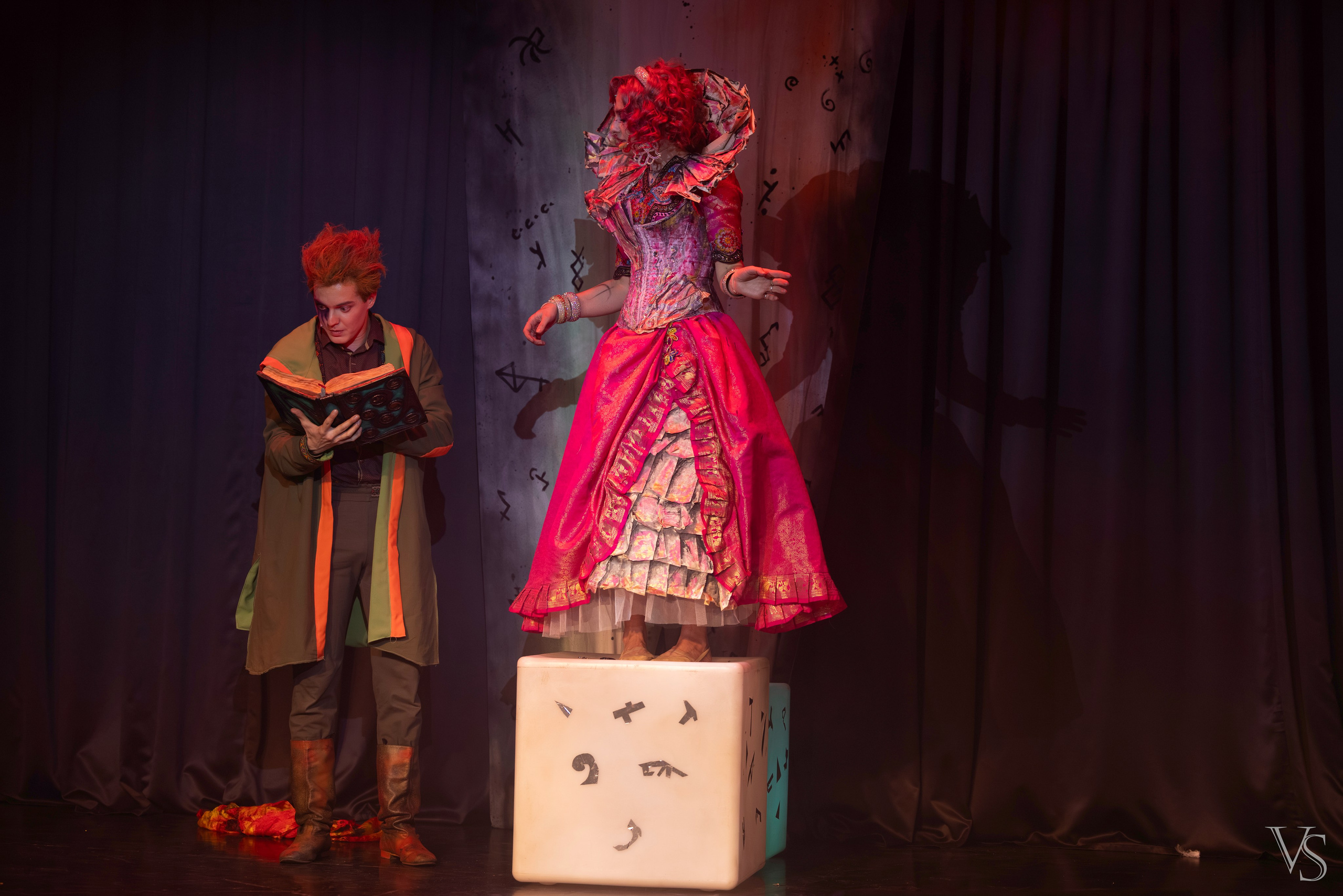 Книга стихий 25.01. Фотограф Виктор Степанов