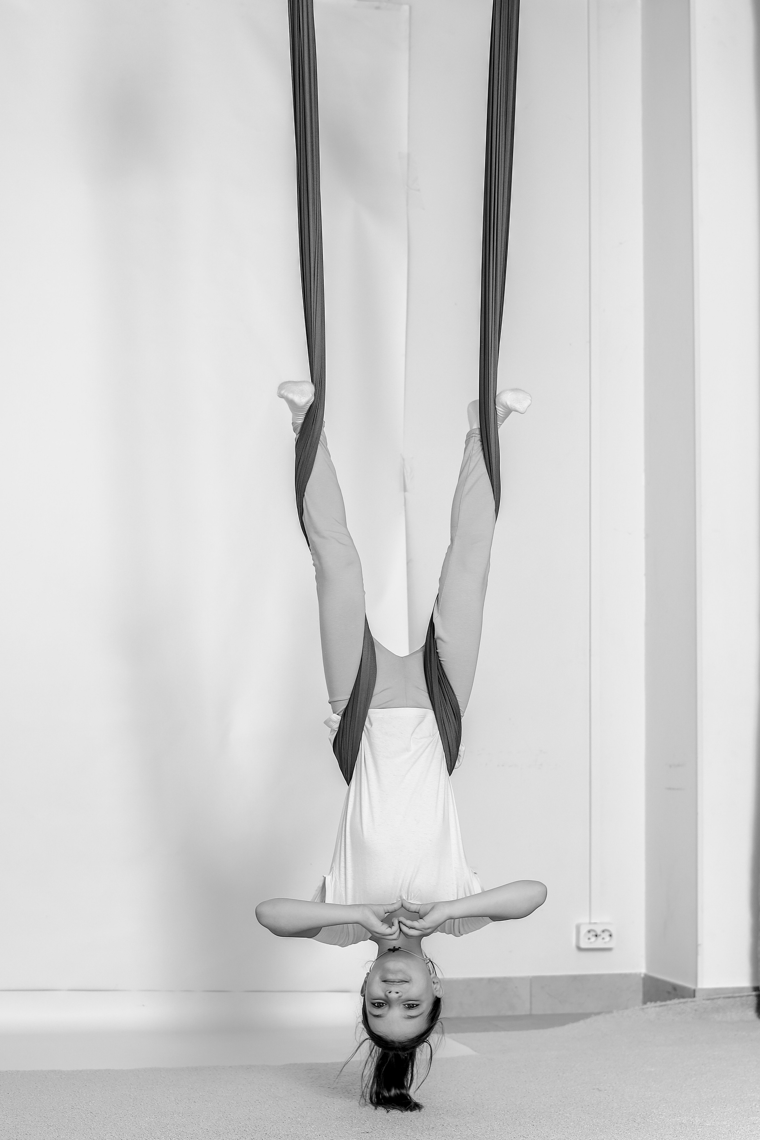 Детская аэройога. Фотограф Надршина Лилия