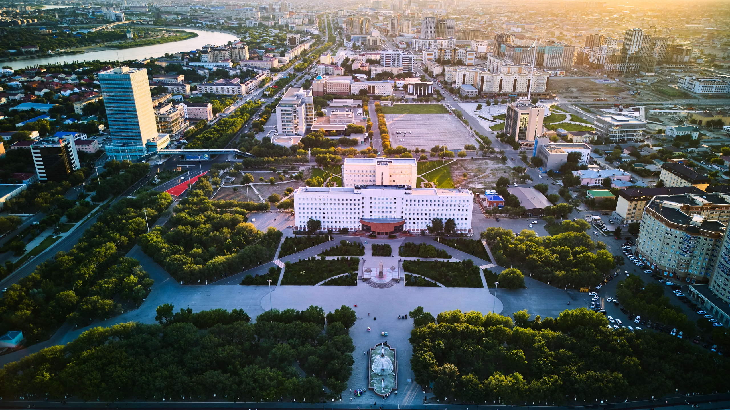 Фотостудия в Атырау | Фотограф атырау, Видео, Дрон, съемка в атырау Контент для Бизнеса»