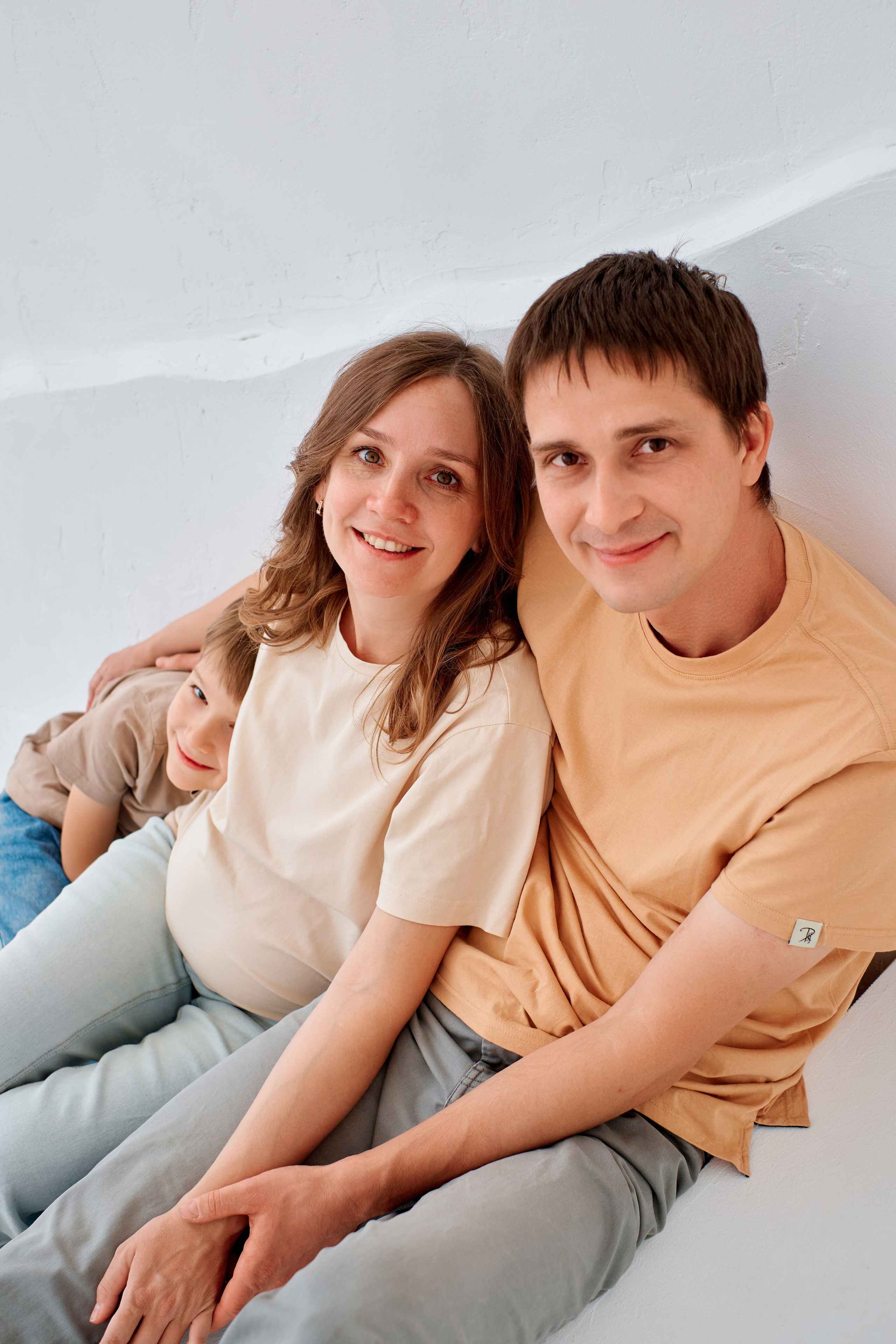 Семейная фотосессия. Студия Luch. Фотограф Таганрог Анна Трайжон