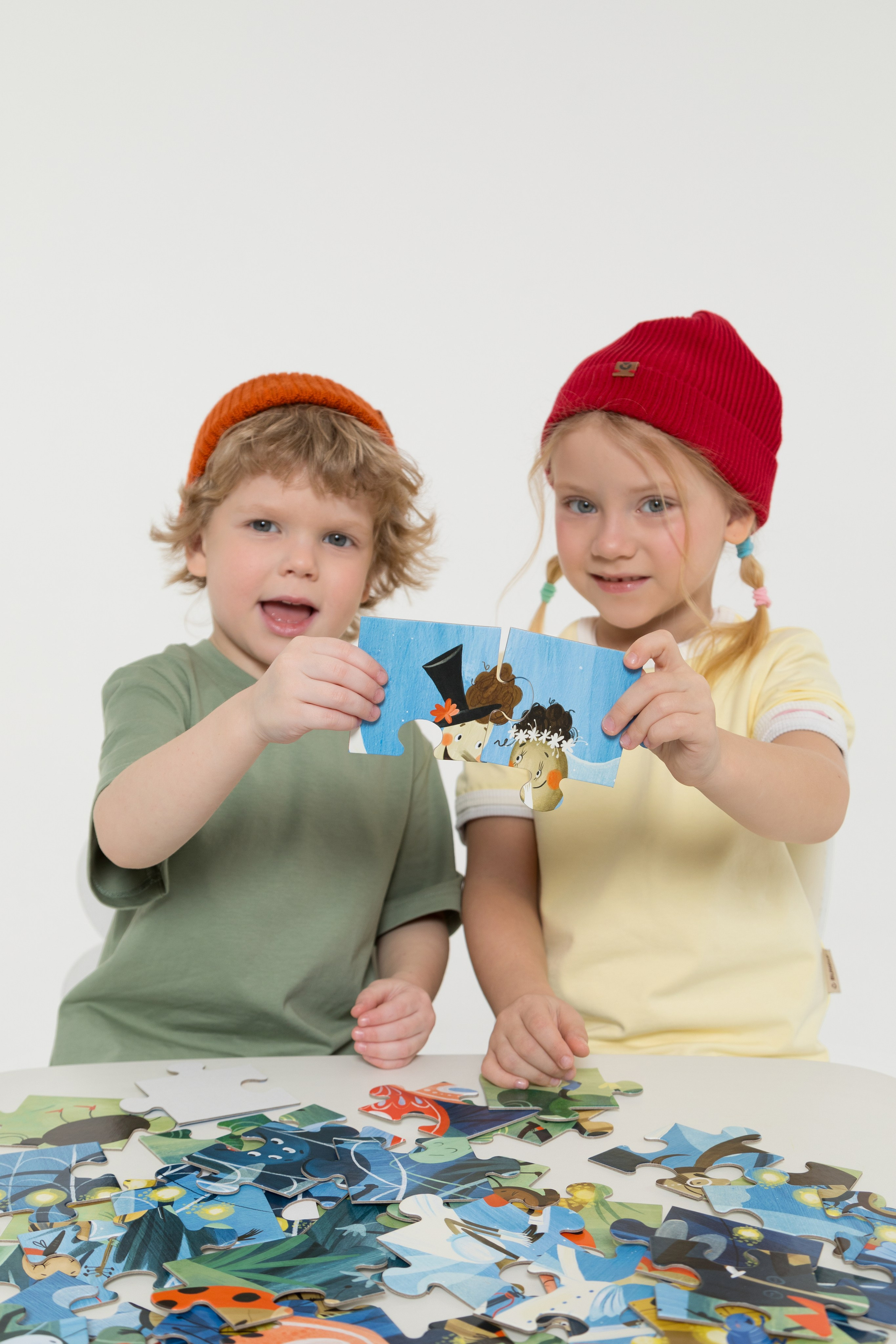 Имиджевая и каталожная съёмка для бренда детских пазлов. Детский и контент фотограф Надя Волкова Санкт-Петербург