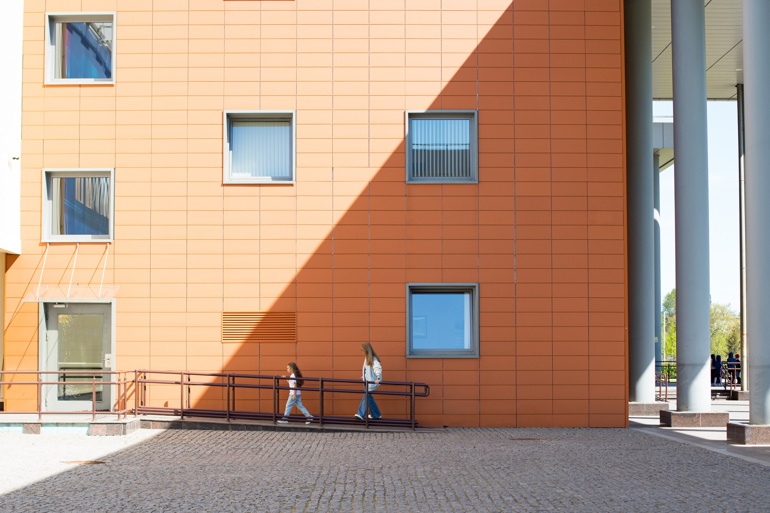 Фотосессия мамы и дочки в Парке Победы. Детский и контент фотограф Надя Волкова Санкт-Петербург