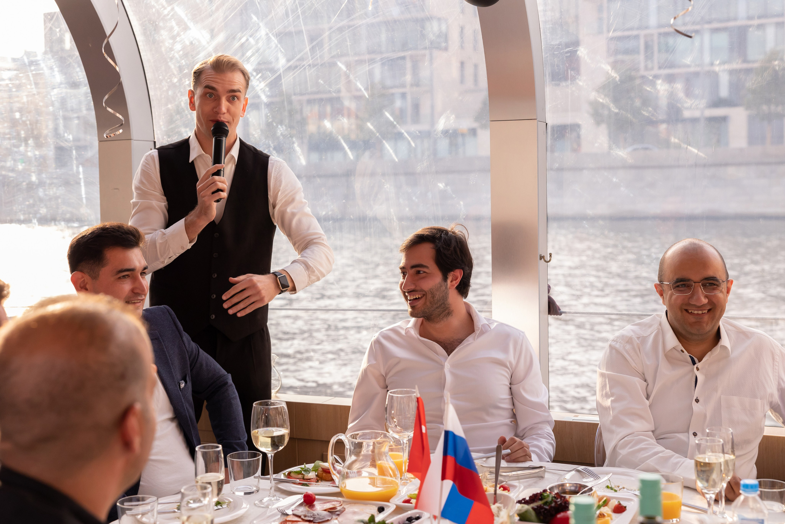 Ксения и Чаатай (теплоход). Сказочный фотограф для Вас и Вашей семьи