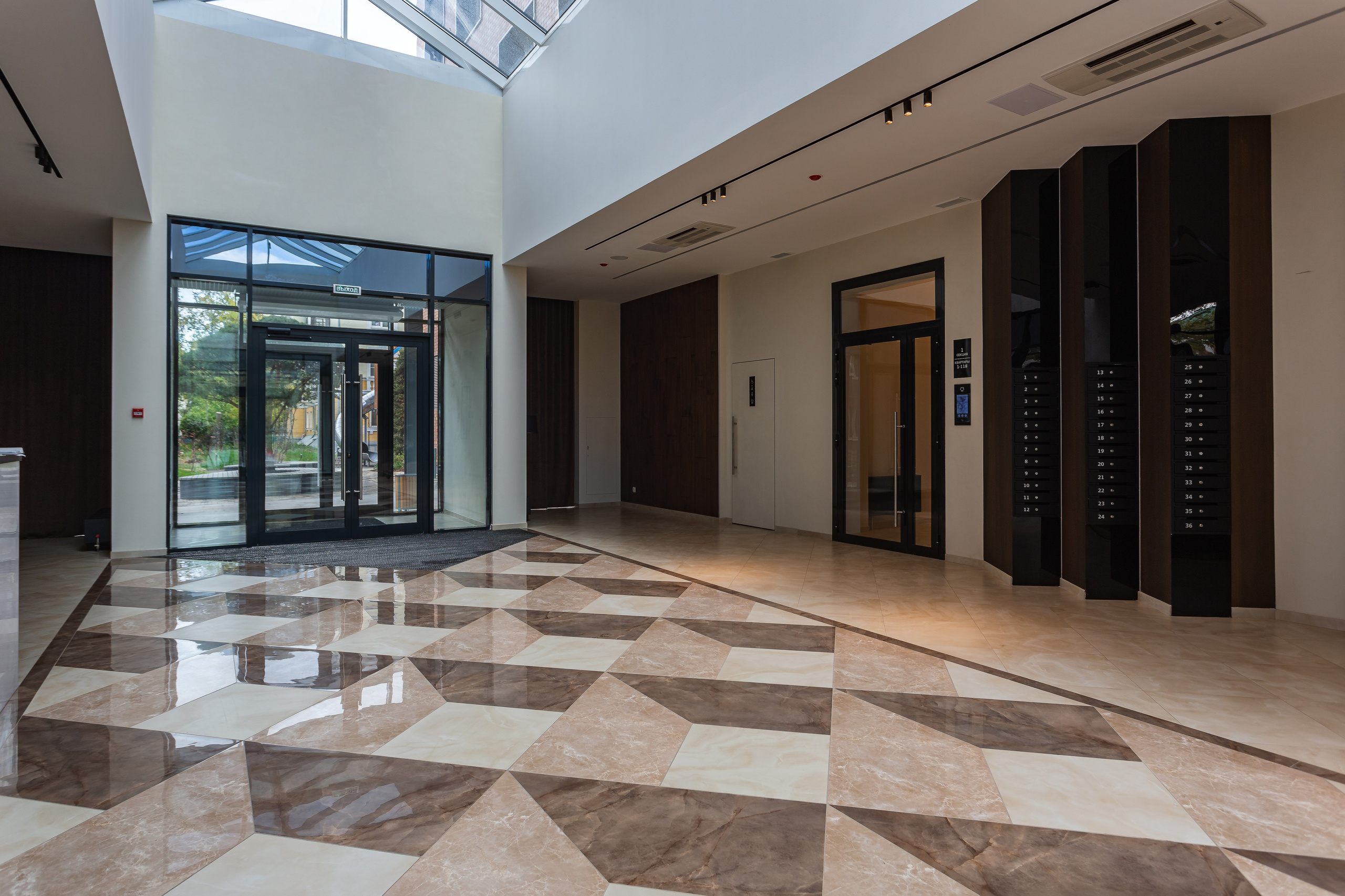 Жилой комплекс Первомайская 60. Фотограф Алексей Зарецкий