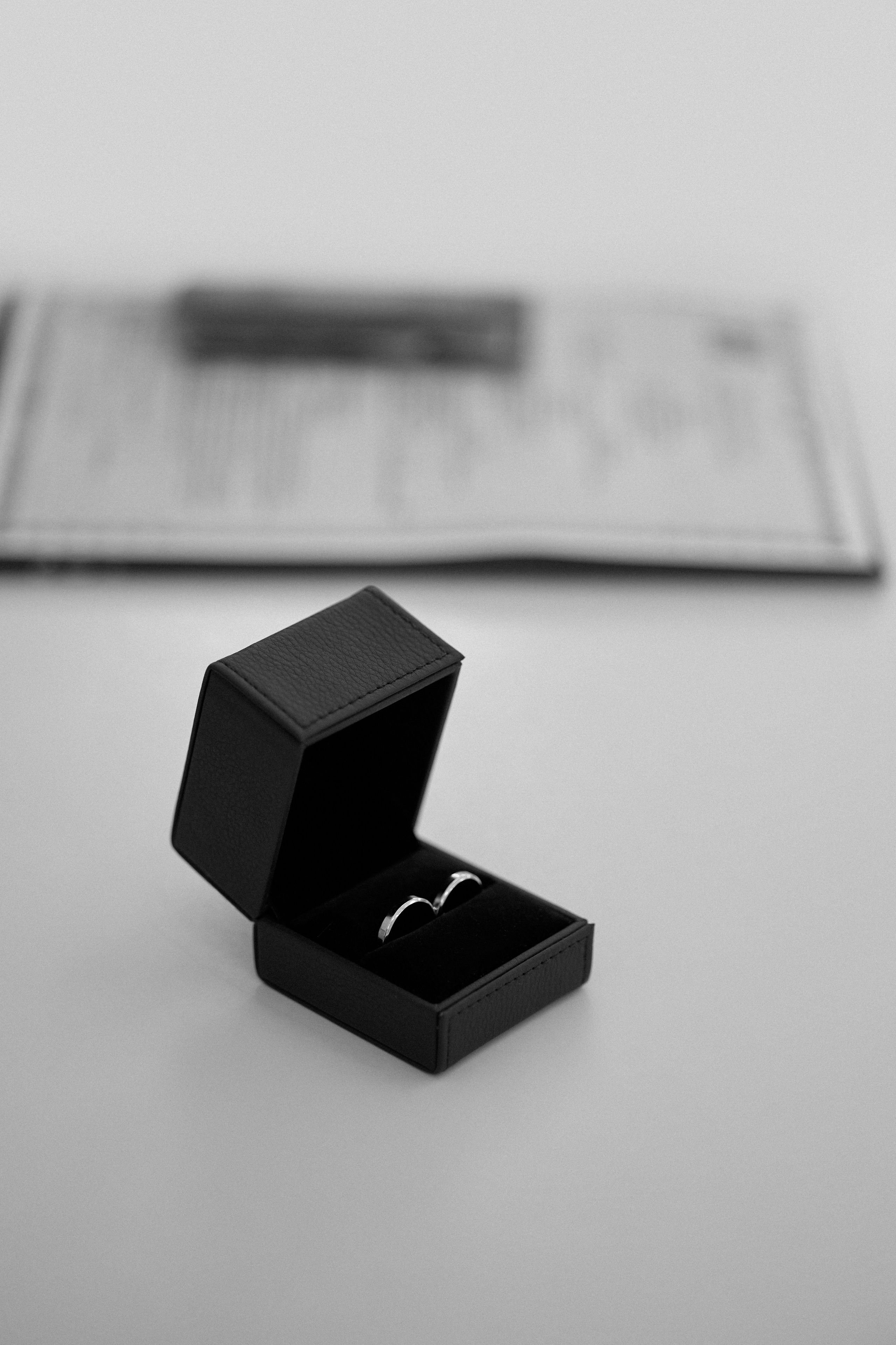 Свадебная фотосессия в Дворце Бракосочетания № 1. Сестры Карабаза. Фотографы и ретушеры в Москве и Санкт-Петербурге