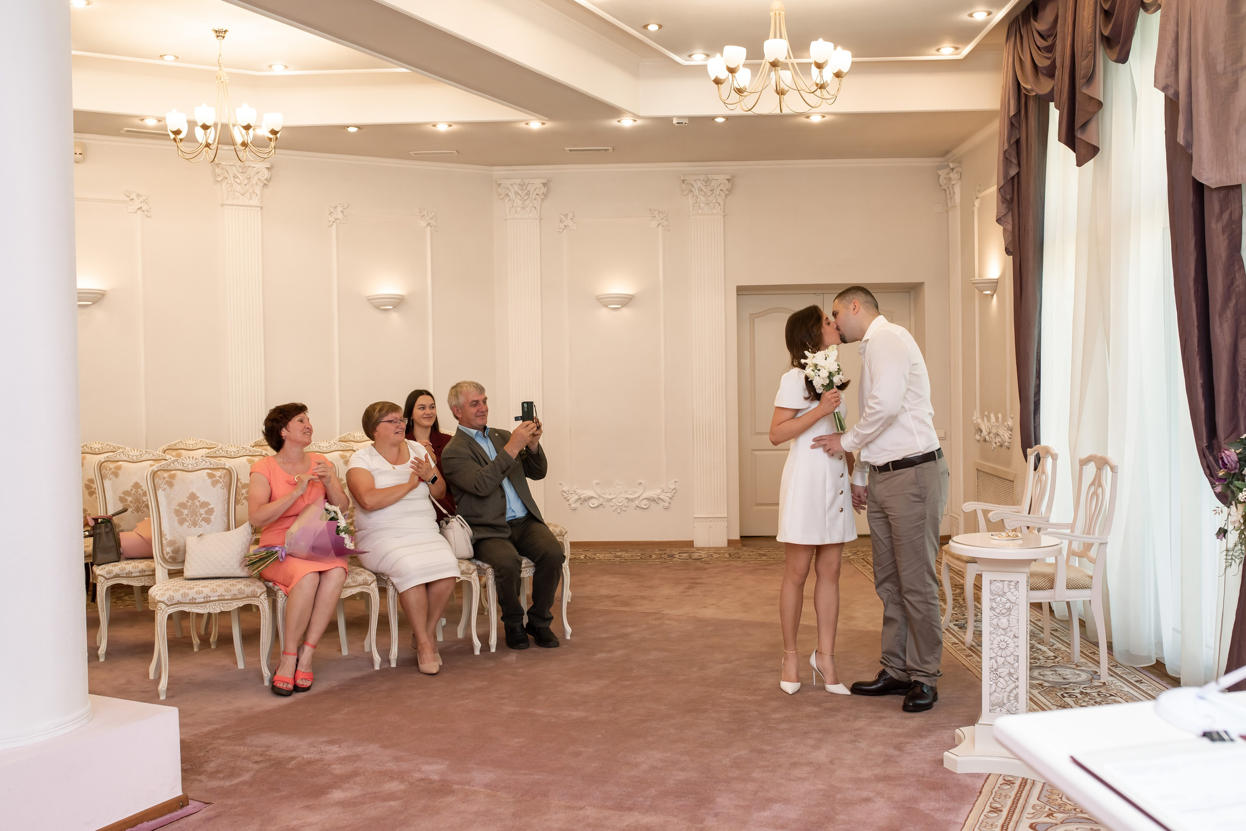 Фотосессия регистрации в Колпино для Евгении и Геннадия. Свадебный и семейный фотограф в Колпино и СПб Юлия Папанова