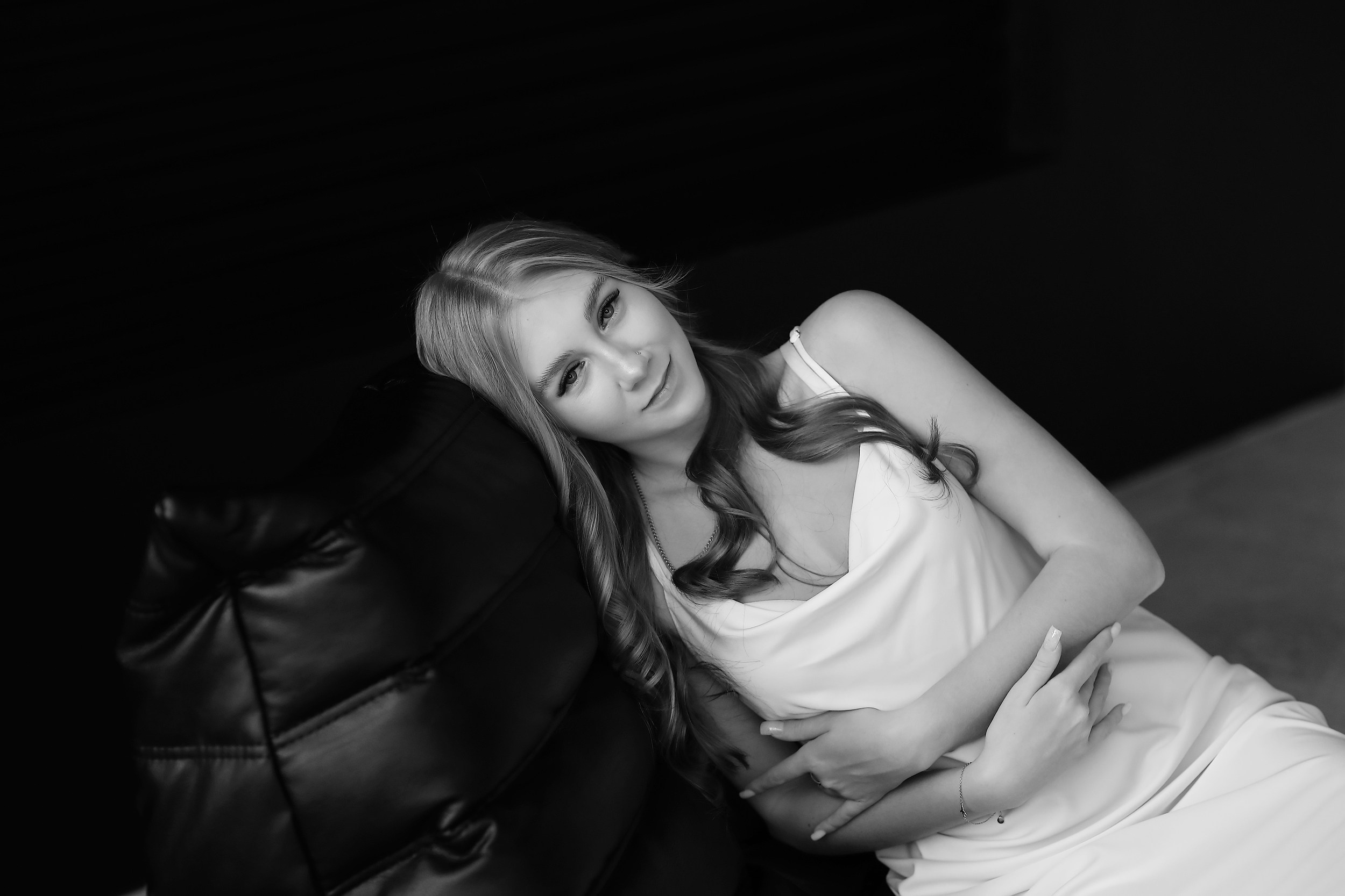 Фотосессия в подарок на 18 летие. Свадебный и семейный фотограф и видеограф в Екатеринбурге Полянские Тимур и Анастасия