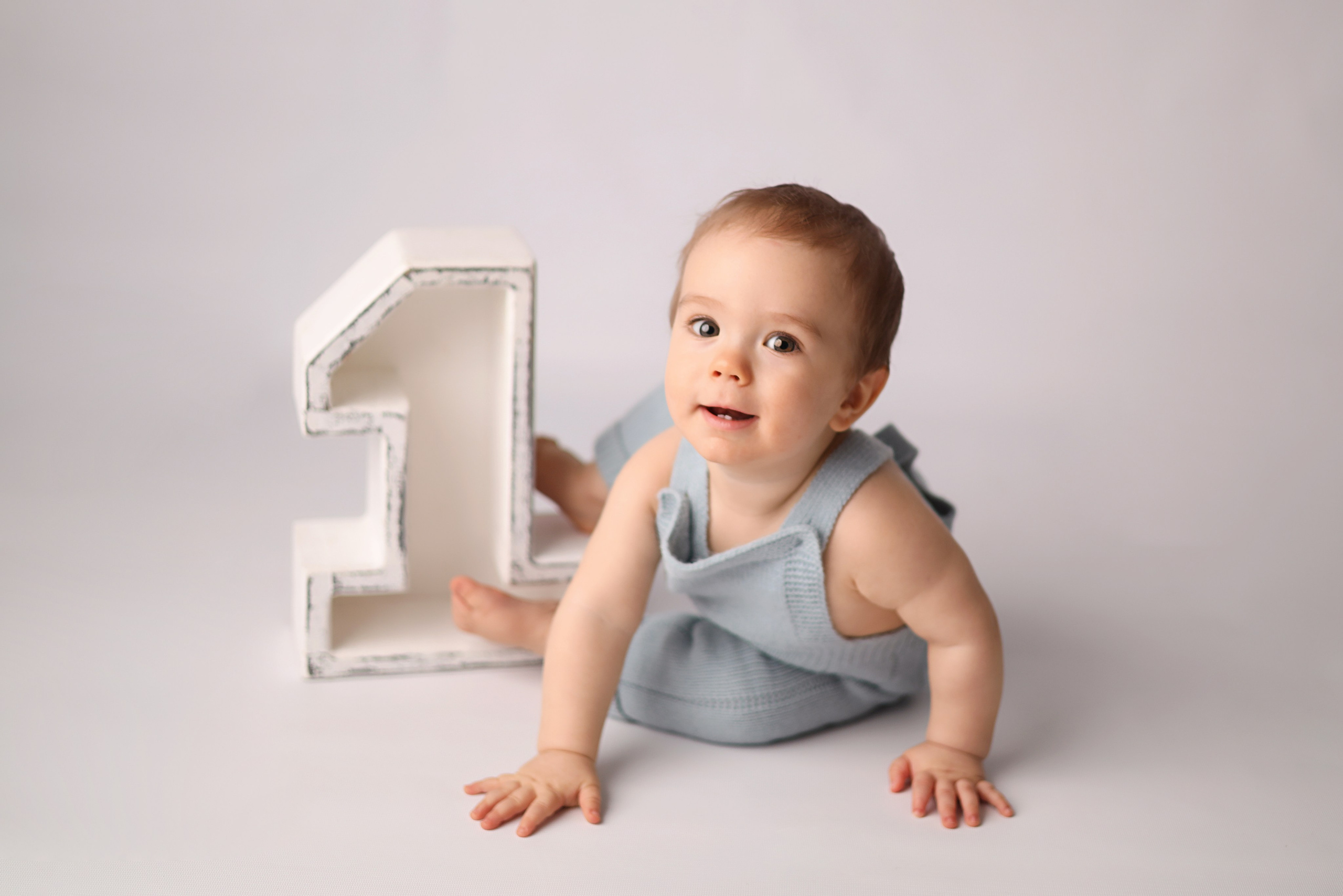 Степану 1 годик. Фотограф новорожденных Москва. Ньюборн фотограф Москва