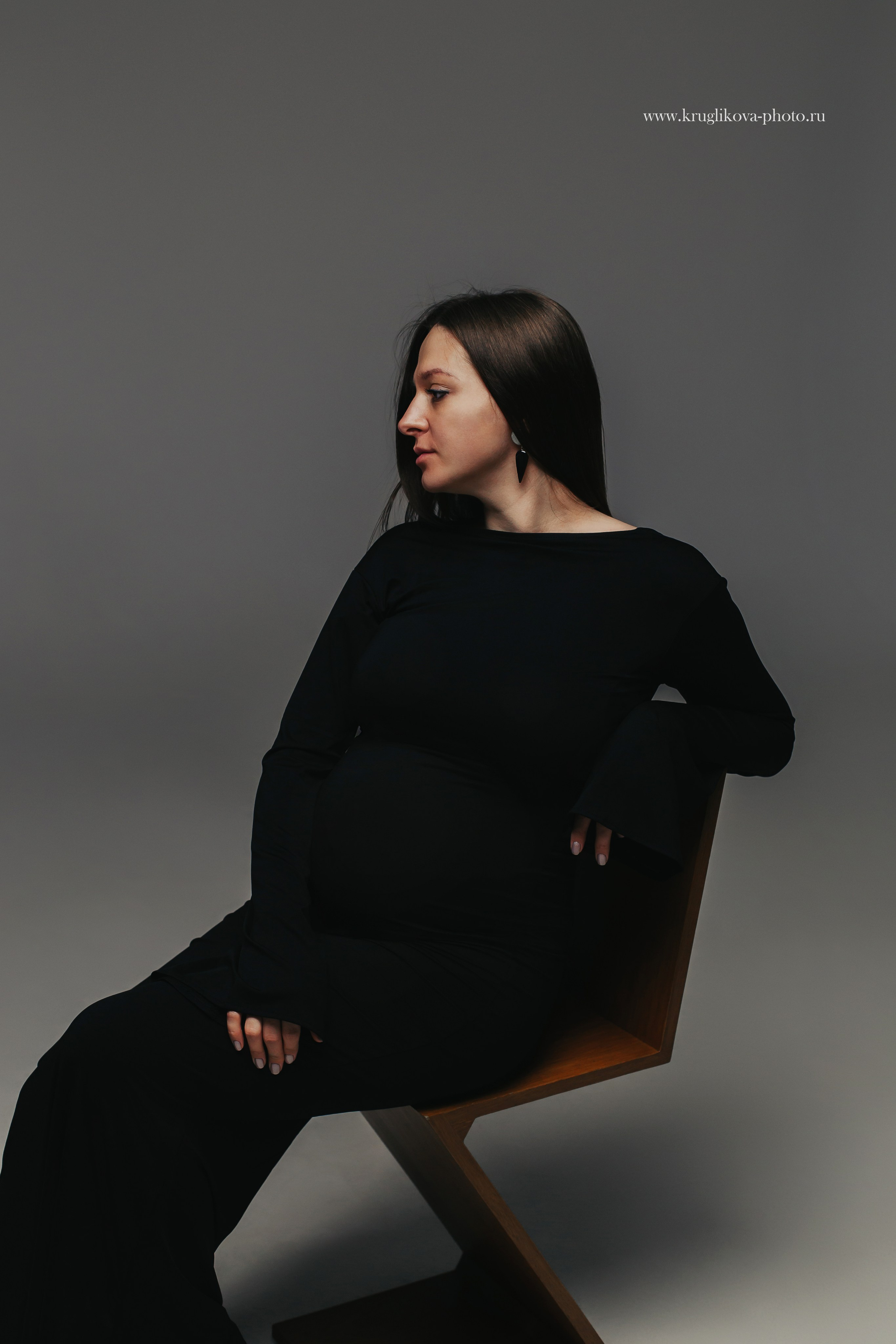 Фотосессия беременности в стиле вог в Сергиевом Посаде. Фотограф новорожденных и детский в Сергиевом Посаде Кругликова Юлия
