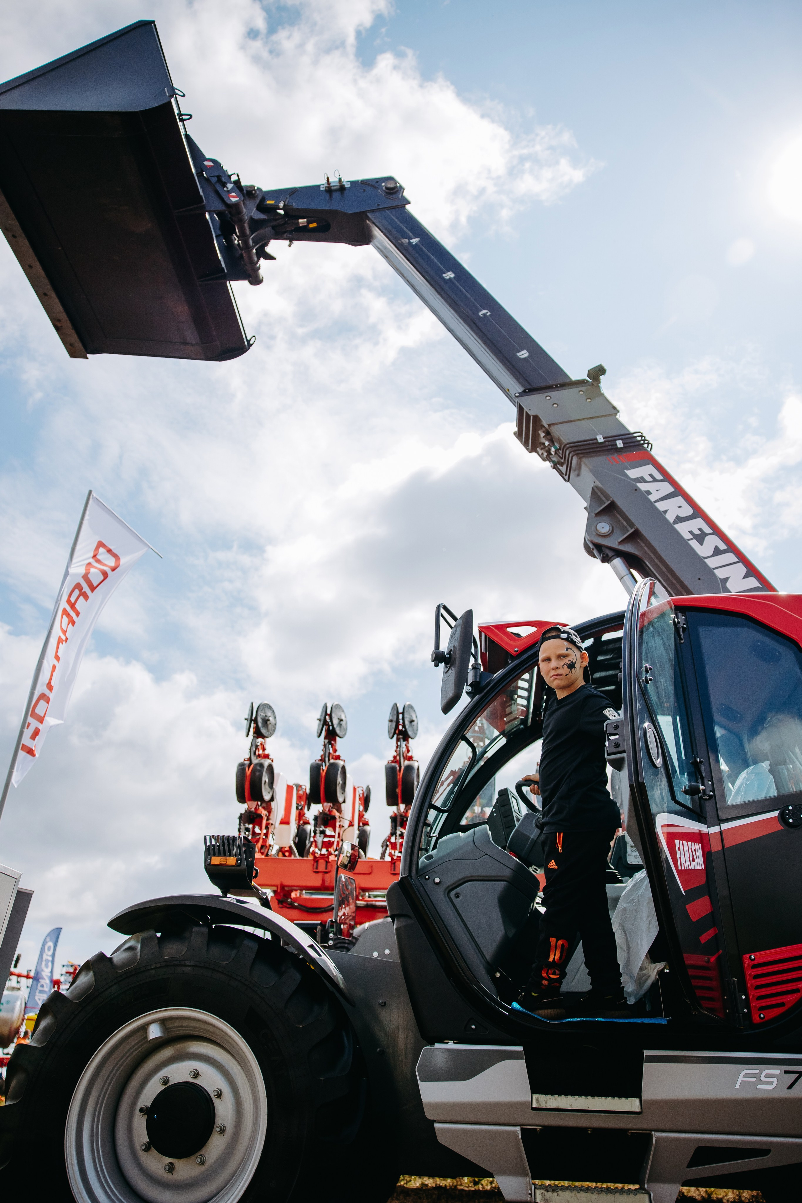 Мировая Техника — День поля. Фотограф в Саратове Александр Кухаренко. И не только в Саратове :)