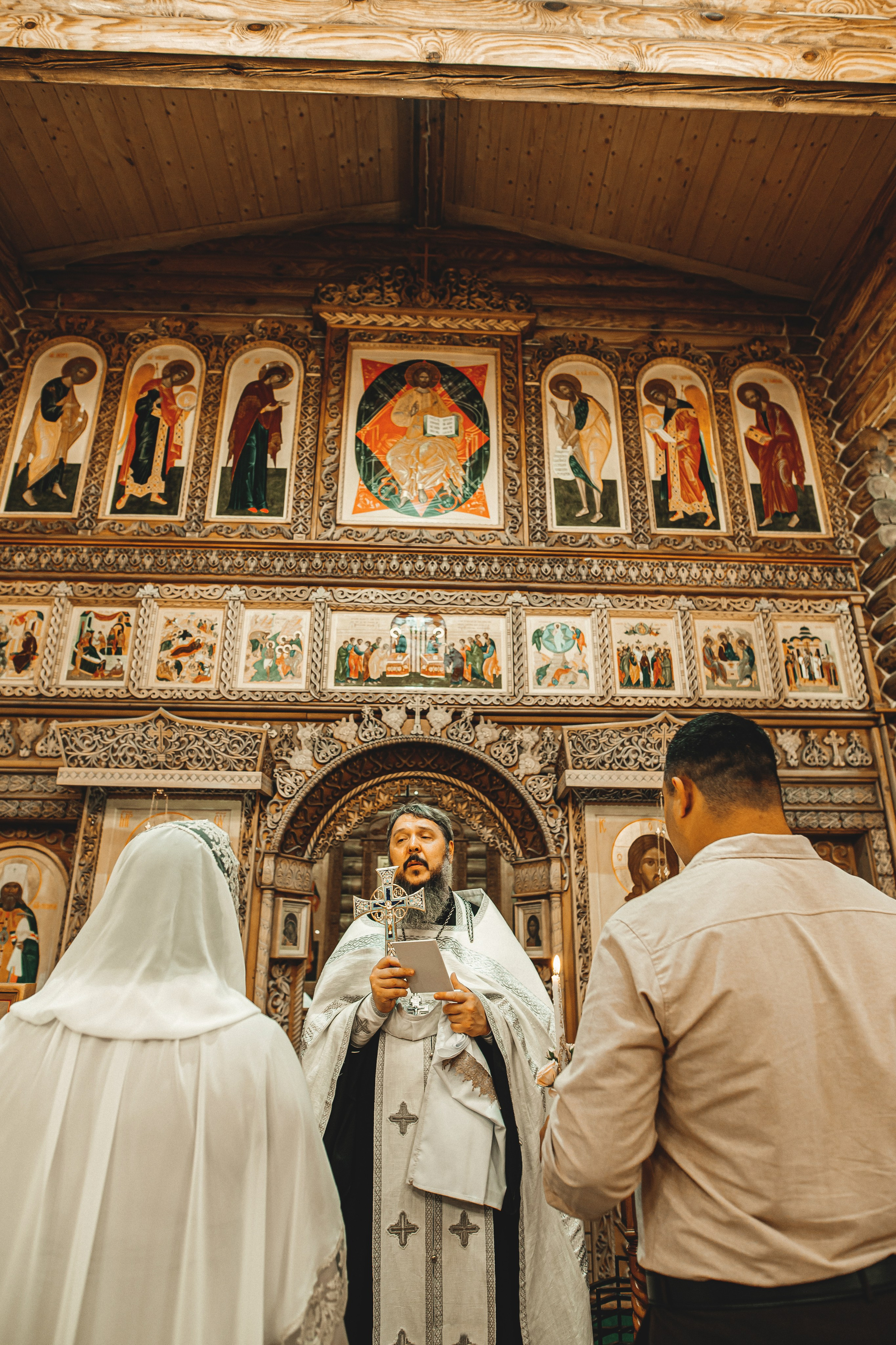 Таинство Венчания Георгия и Яны. Фотограф Таинств Крещения и Венчания в г. Курске