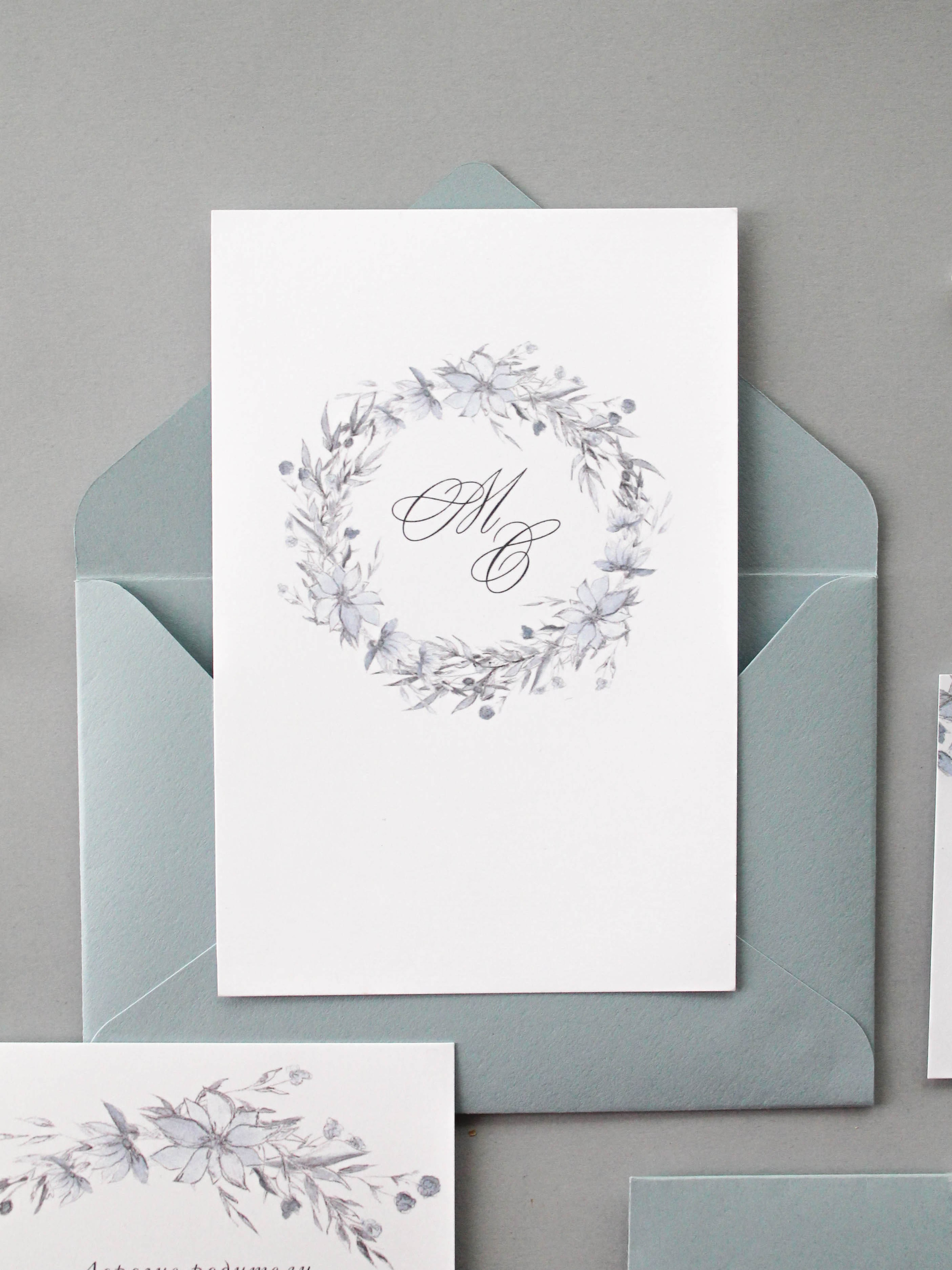 Венок, от 240 руб. Дизайнер полиграфии в Санкт-Петербурге. Заказать свадебные приглашения, подарочные сертификаты, полиграфию для бизнеса, шелковые ленты