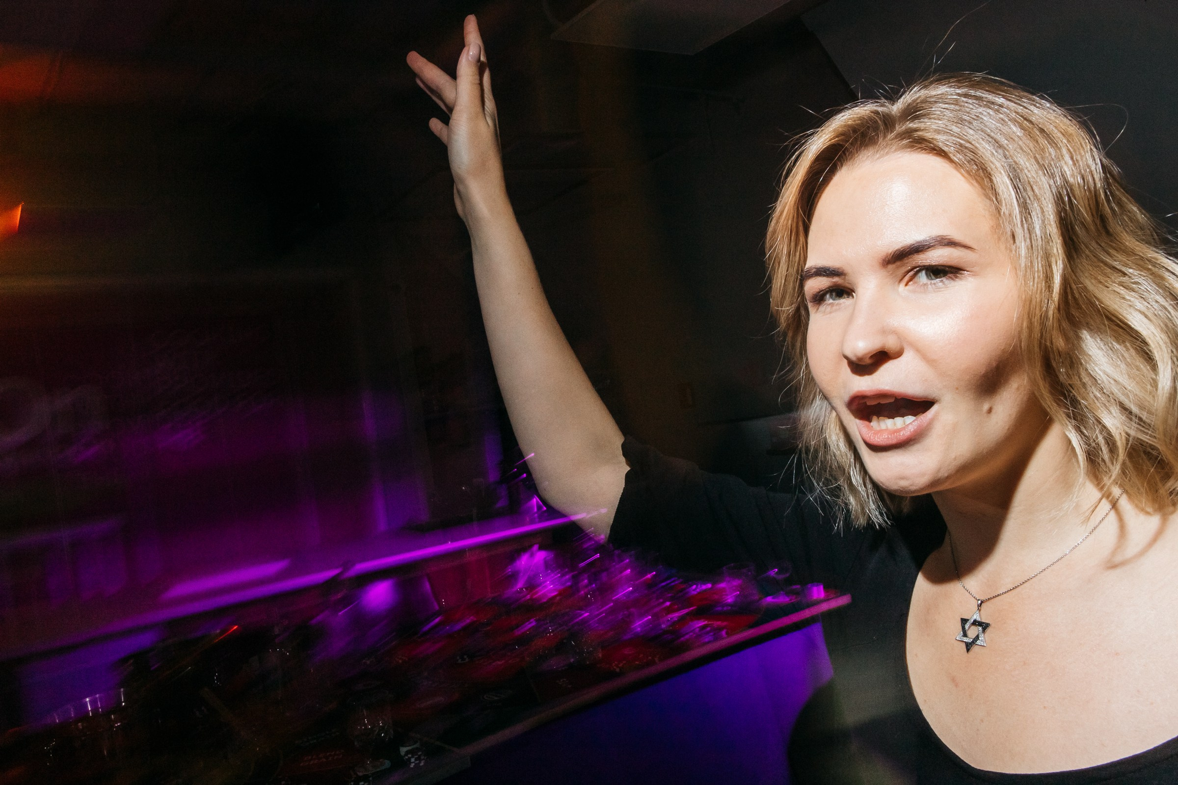 Позитивный репортажный фотограф на День Рождение, юбилей Питер