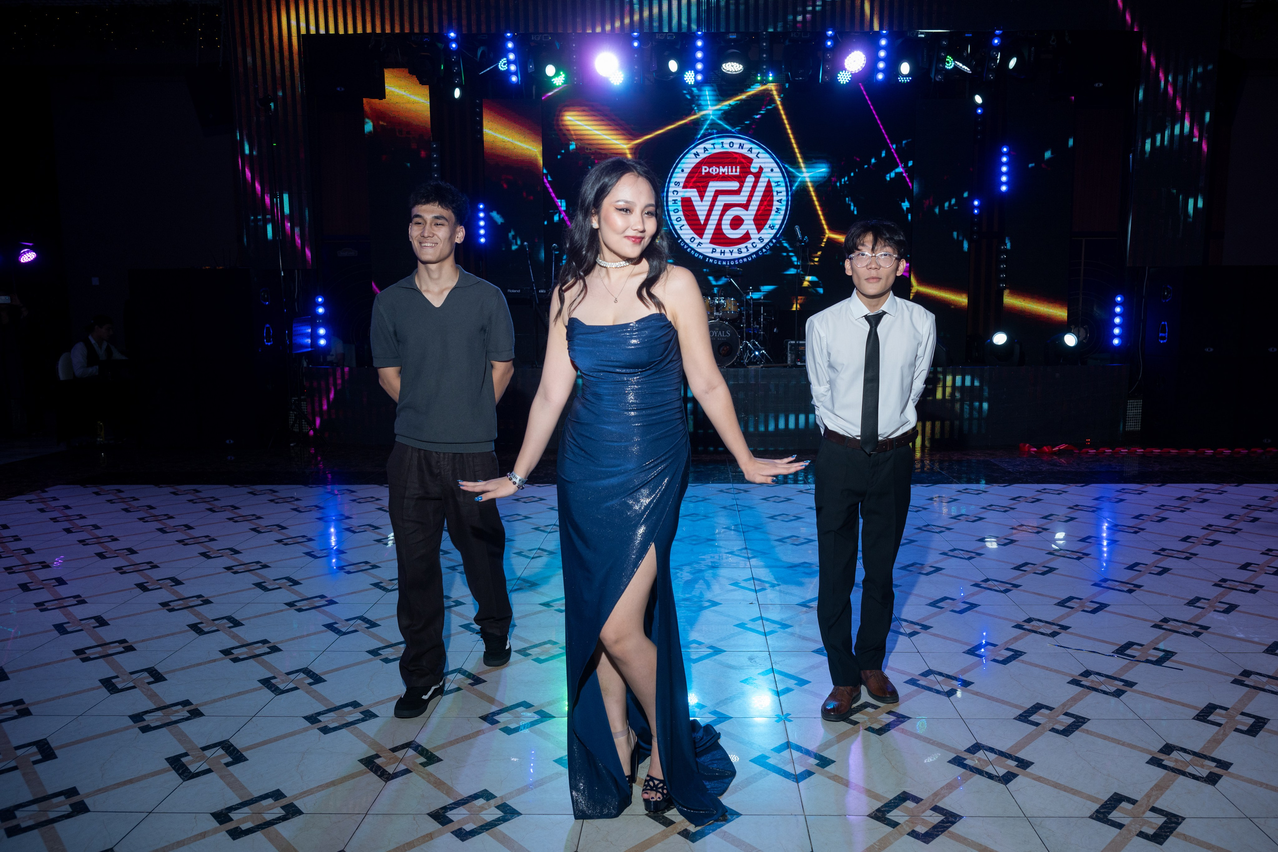 Выпускной вечер | Встреча рассвета. Фото и видеосъемка в Алматы