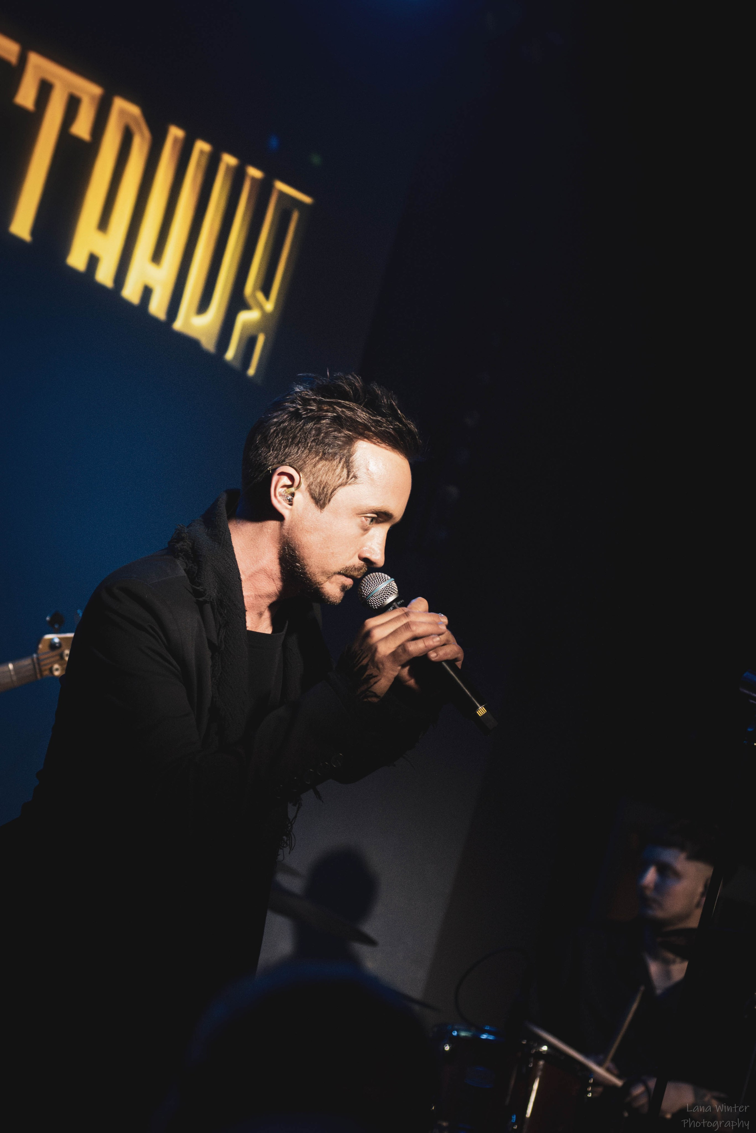 Площадь Восстания (8 марта 2025 года, Москва, клуб Техника Безопасности). Фотограф Светлана Блинова, Москва и Московская область