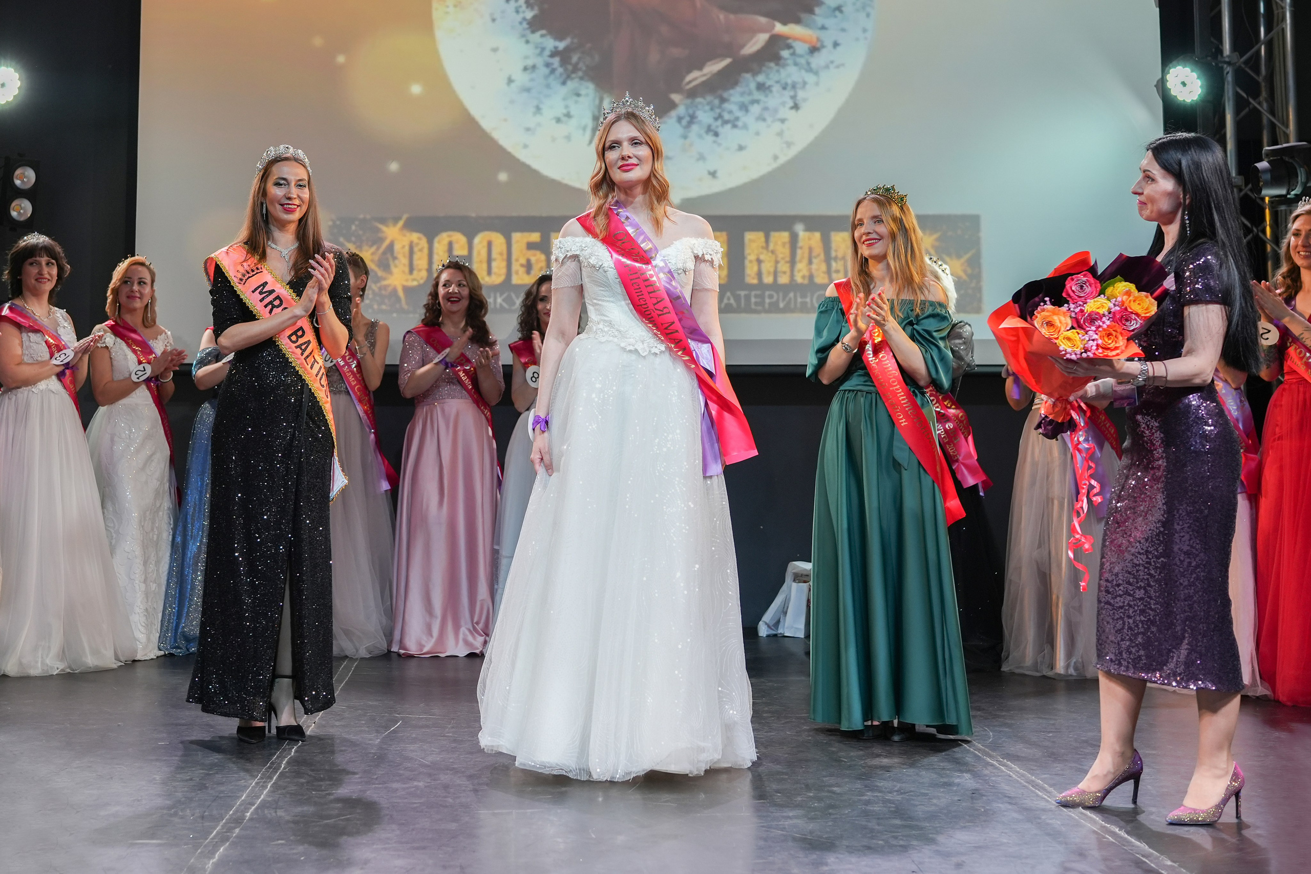 Конкурс Красоты и Материнства " Особенная Мама 2023». Детский и семейный фотограф в Сертолово Регина Хабибуллина