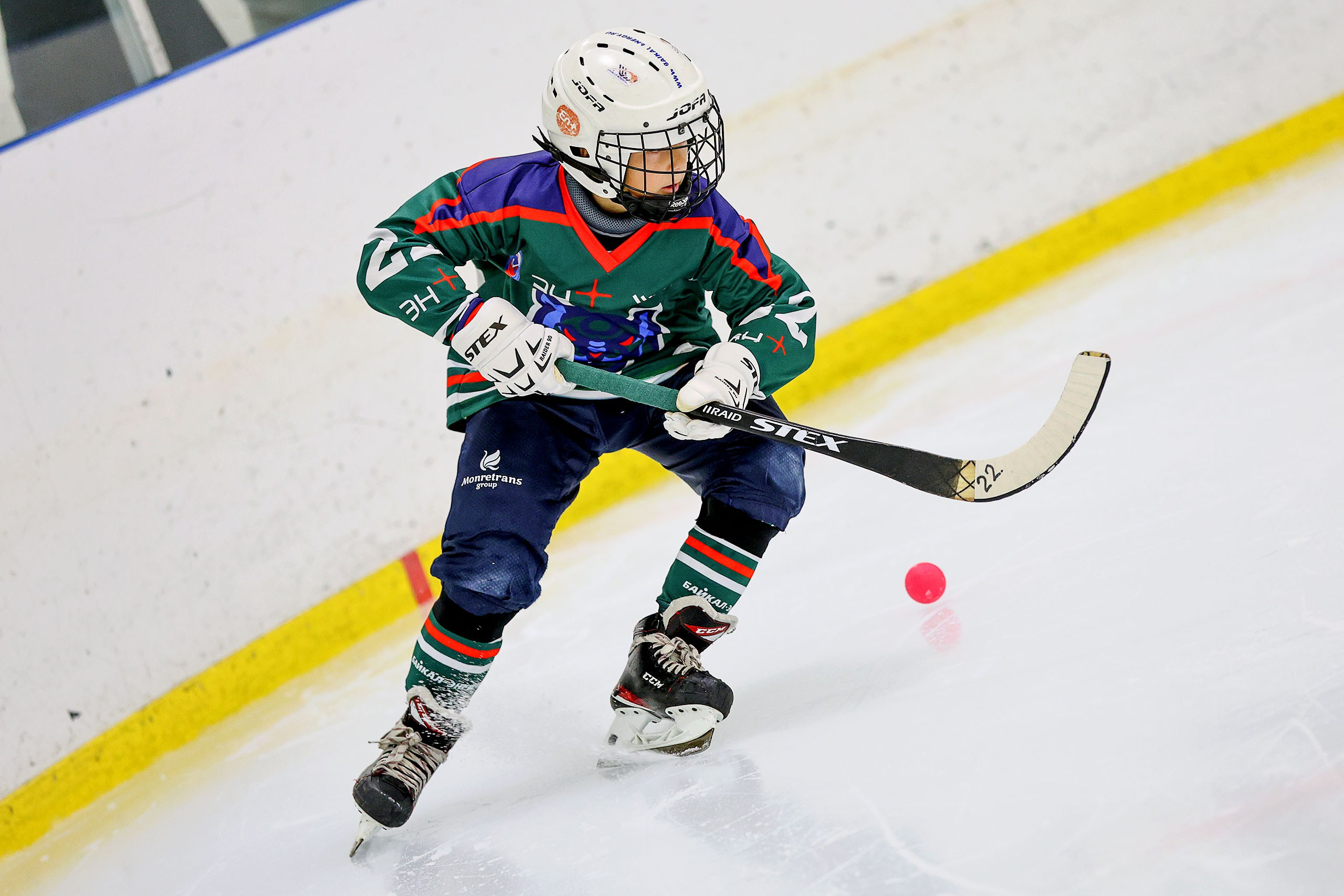 ХОККЕЙ С МЯЧОМ. Репортажный фотограф в Нижнем Новгороде и Москве Ангелина Ильичева