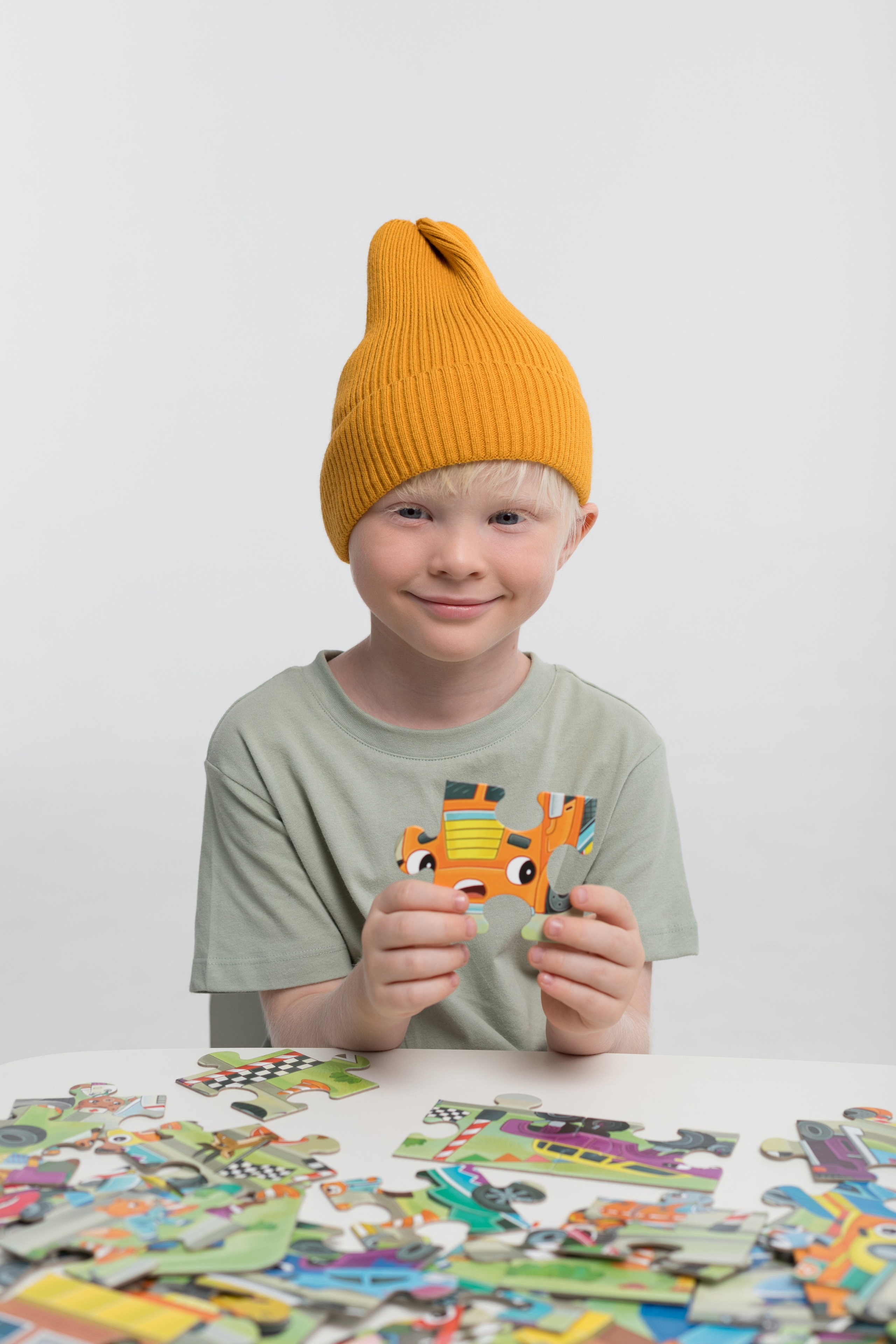 Каталожная съемка в циклораме для бренда детских товаров. Детский и контент фотограф Надя Волкова Санкт-Петербург