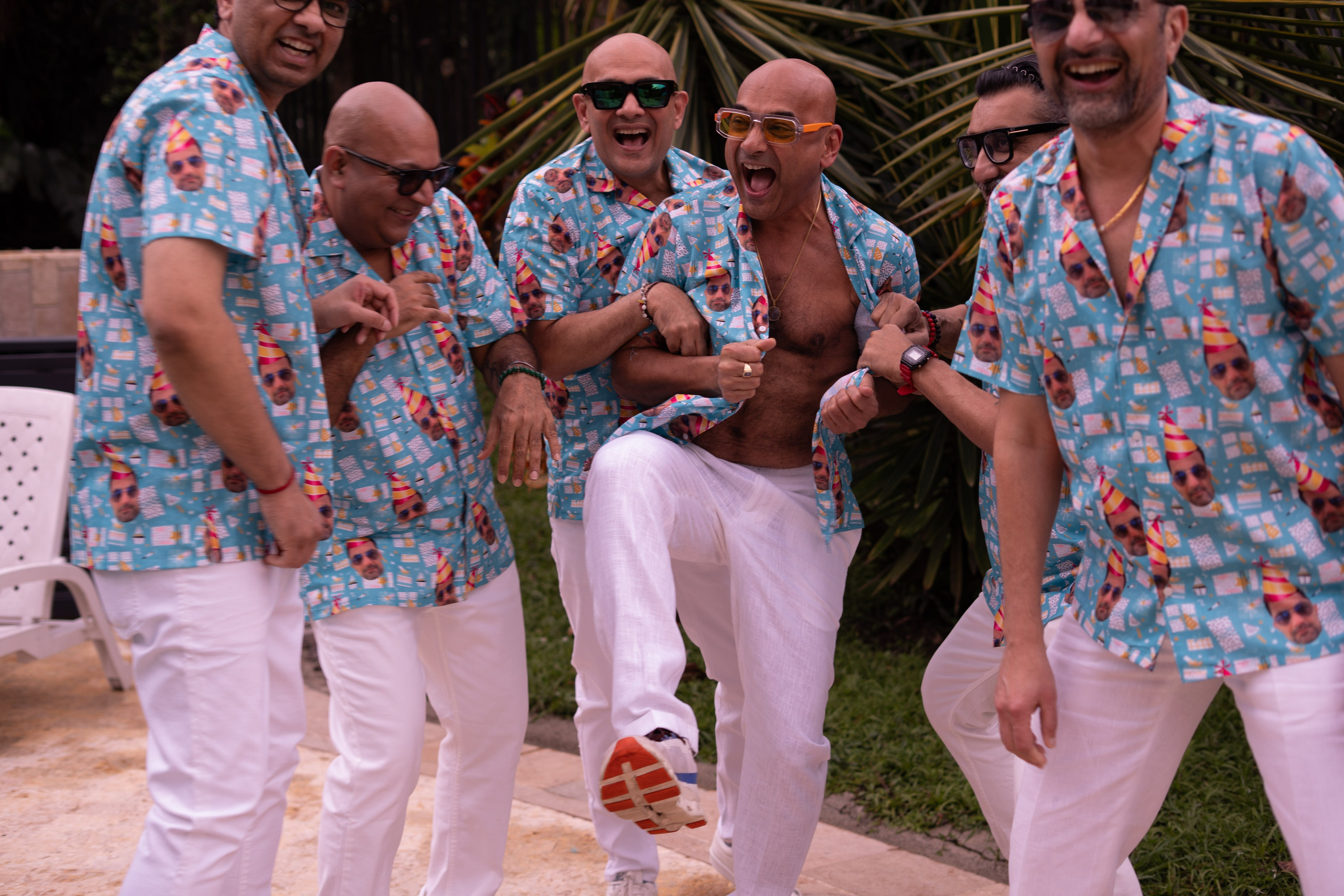 Bachelor party / One day in Medellin. Wedding Photographer in Barcelona and Medellin