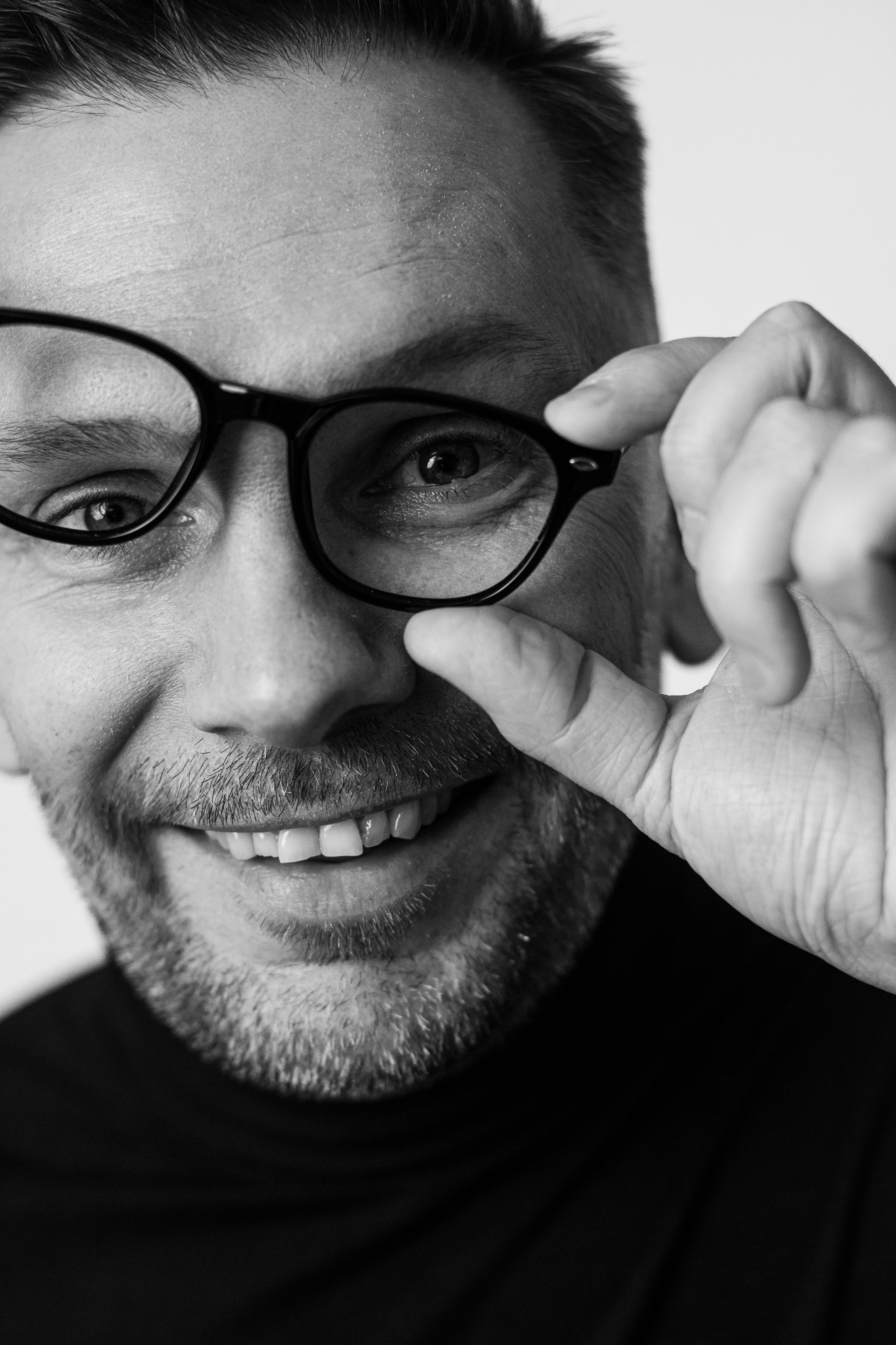 Портретная фотосессия в Таганроге — фотограф Антон Бакарюк. Свадебный и семейный фотограф в Таганроге Бакарюк Антон