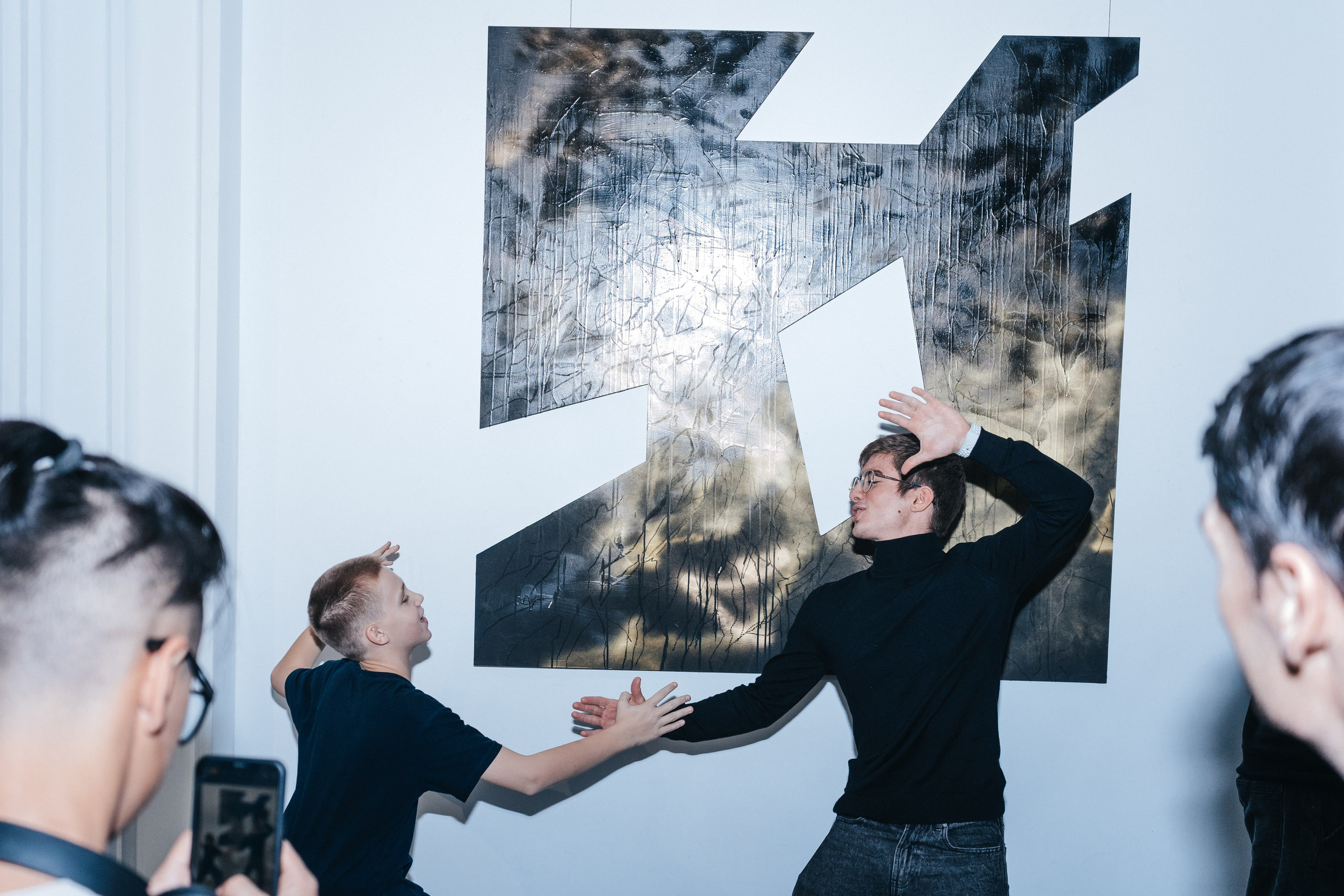 Выставка Юрия Литарова. Всё рождается. Всё продолжается. Портретный фотограф Нижний Новгород