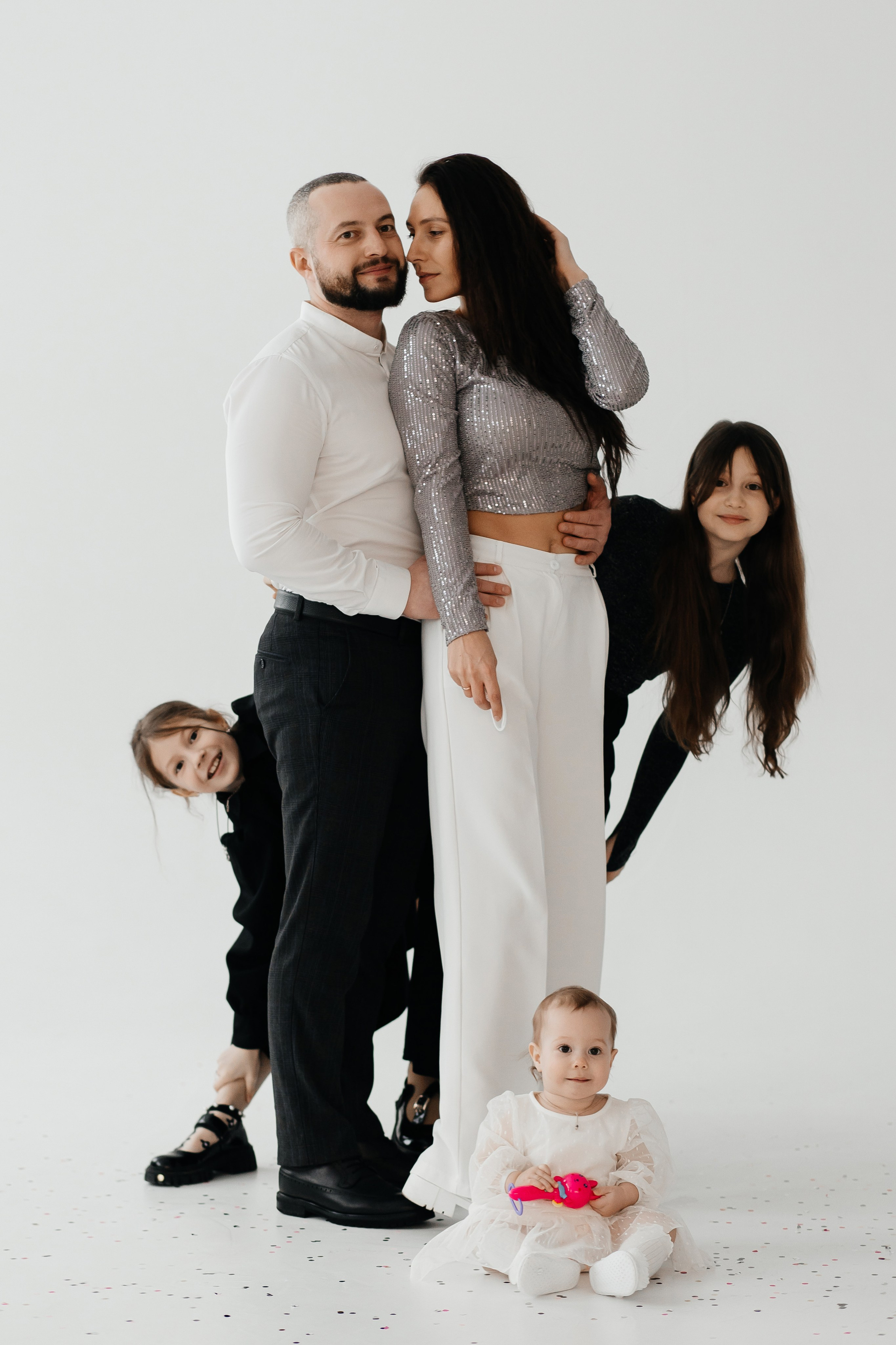 Иван, Валерия, Неонила, Василиса и Есения. Свадебный фотограф Чайковский