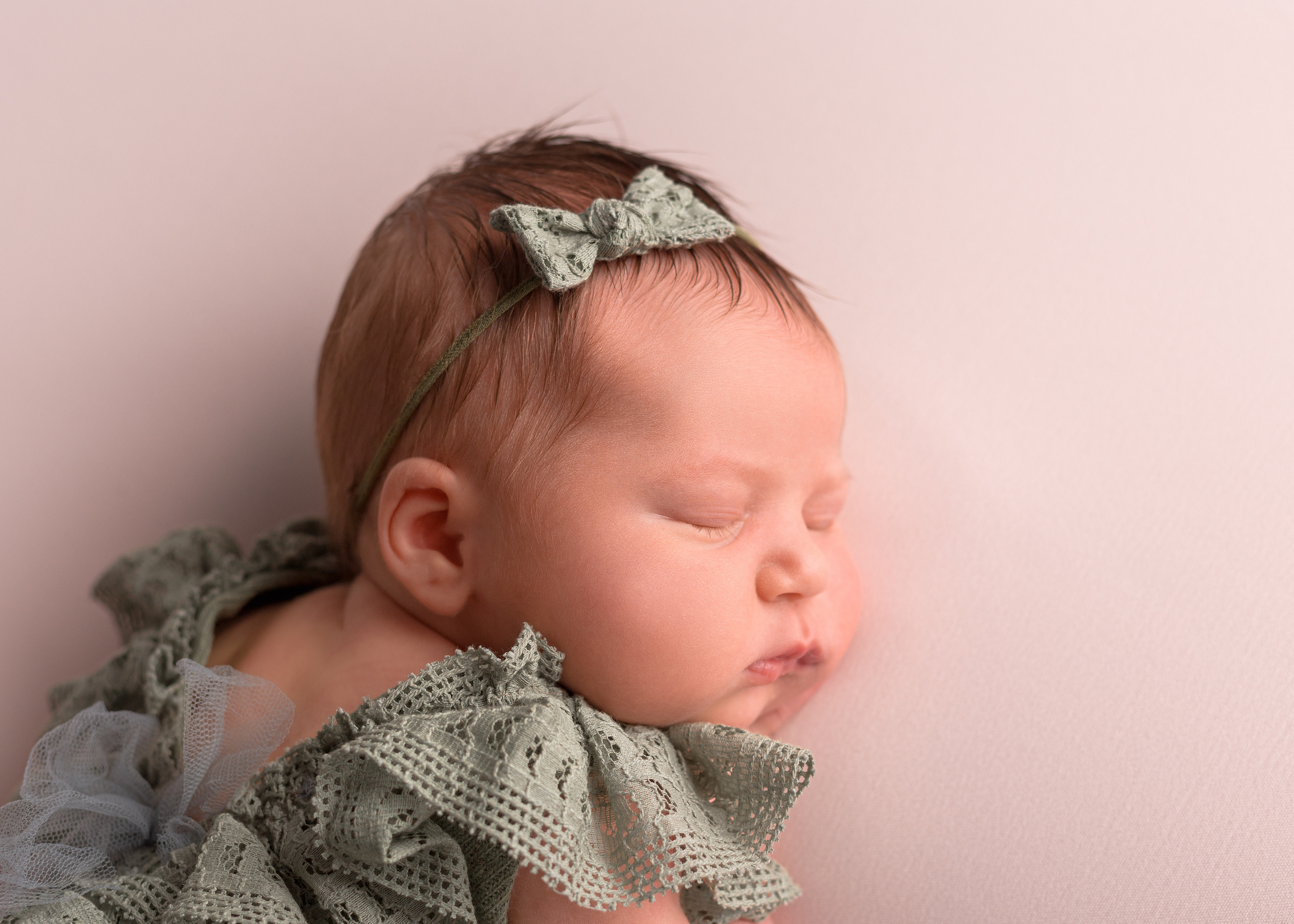 Фотографии новорожденных детей. Фотограф новорожденных в Омске Анастасия Моисеева