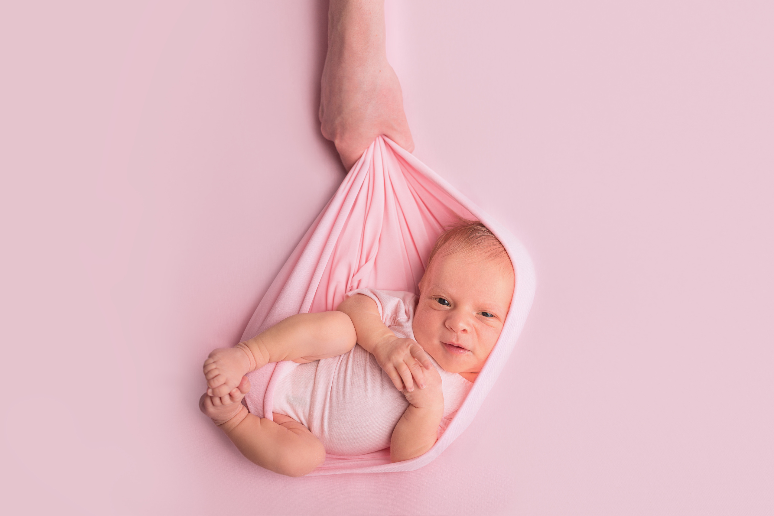 Фотографии новорожденных детей. Фотограф новорожденных в Омске Анастасия Моисеева