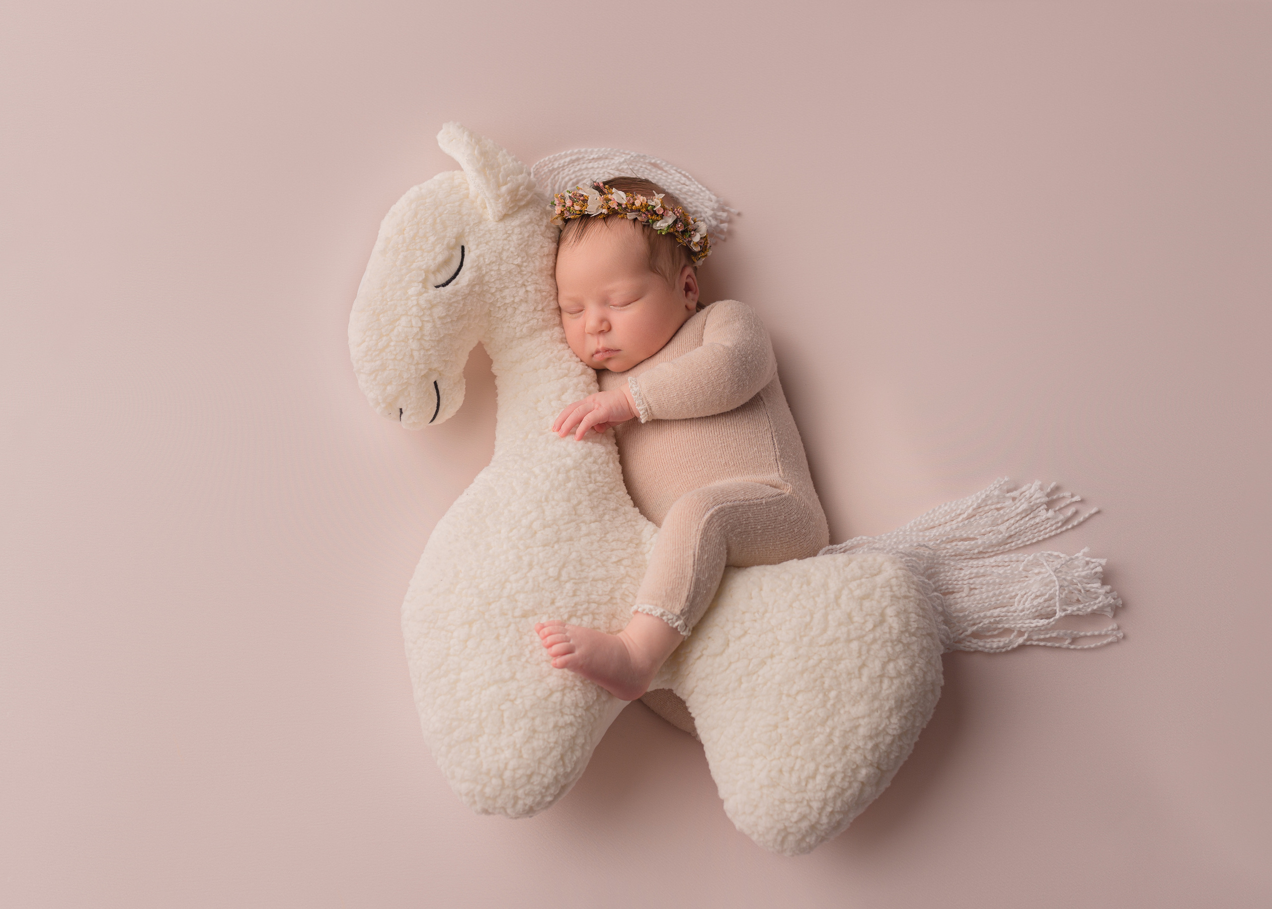 Фотографии новорожденных детей. Фотограф новорожденных в Омске Анастасия Моисеева