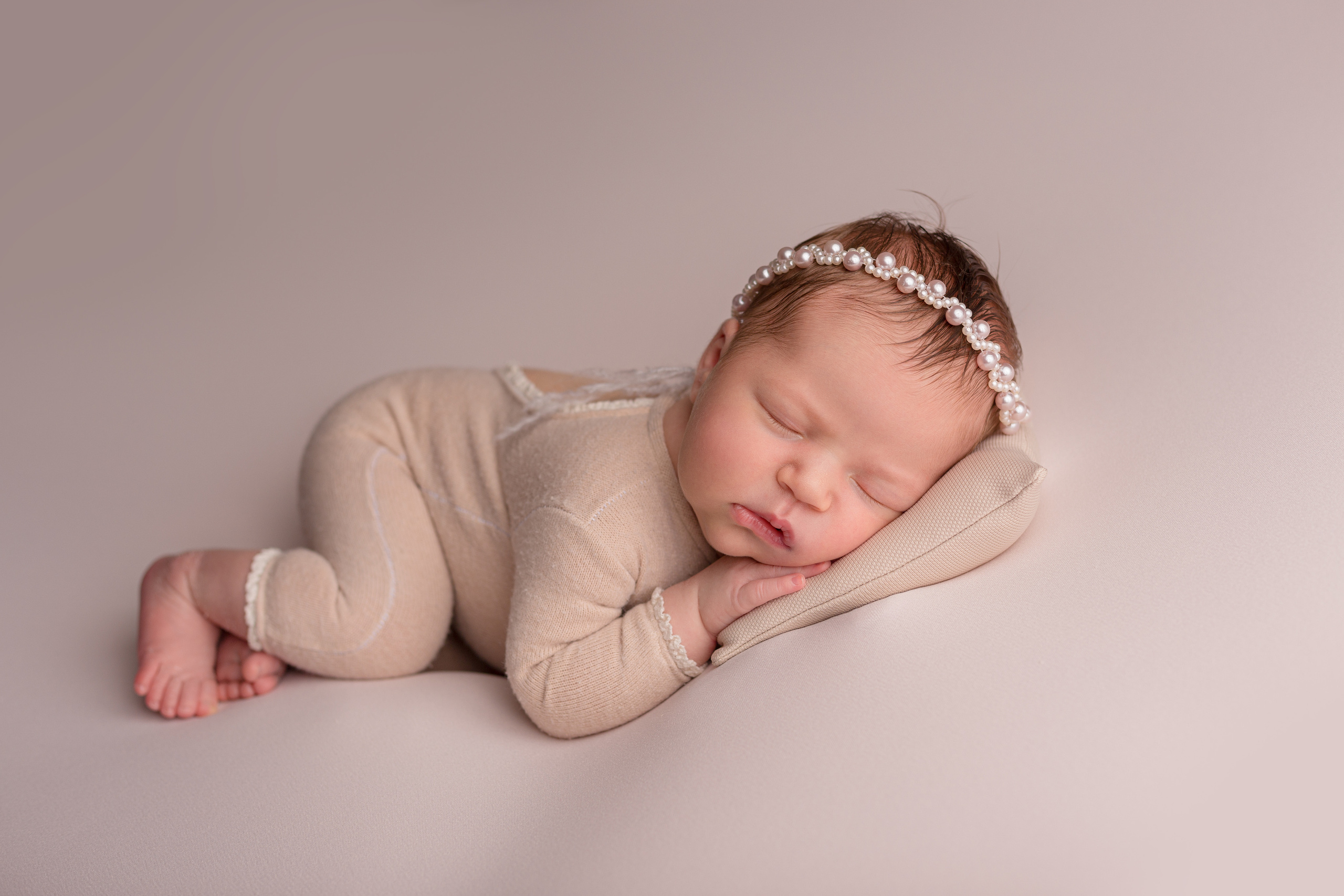 Фотографии новорожденных детей. Фотограф новорожденных в Омске Анастасия Моисеева
