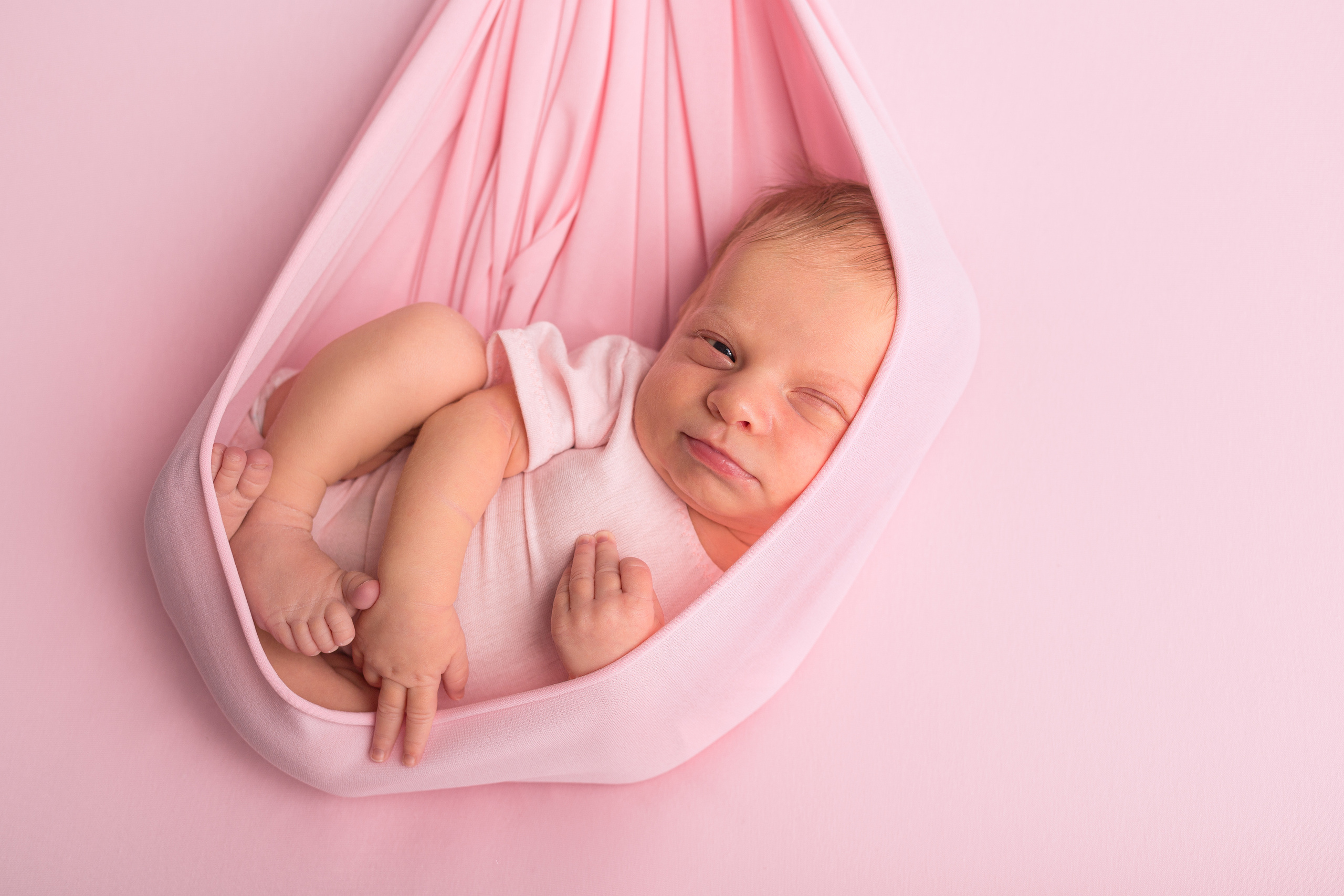 Фотографии новорожденных детей. Фотограф новорожденных в Омске Анастасия Моисеева