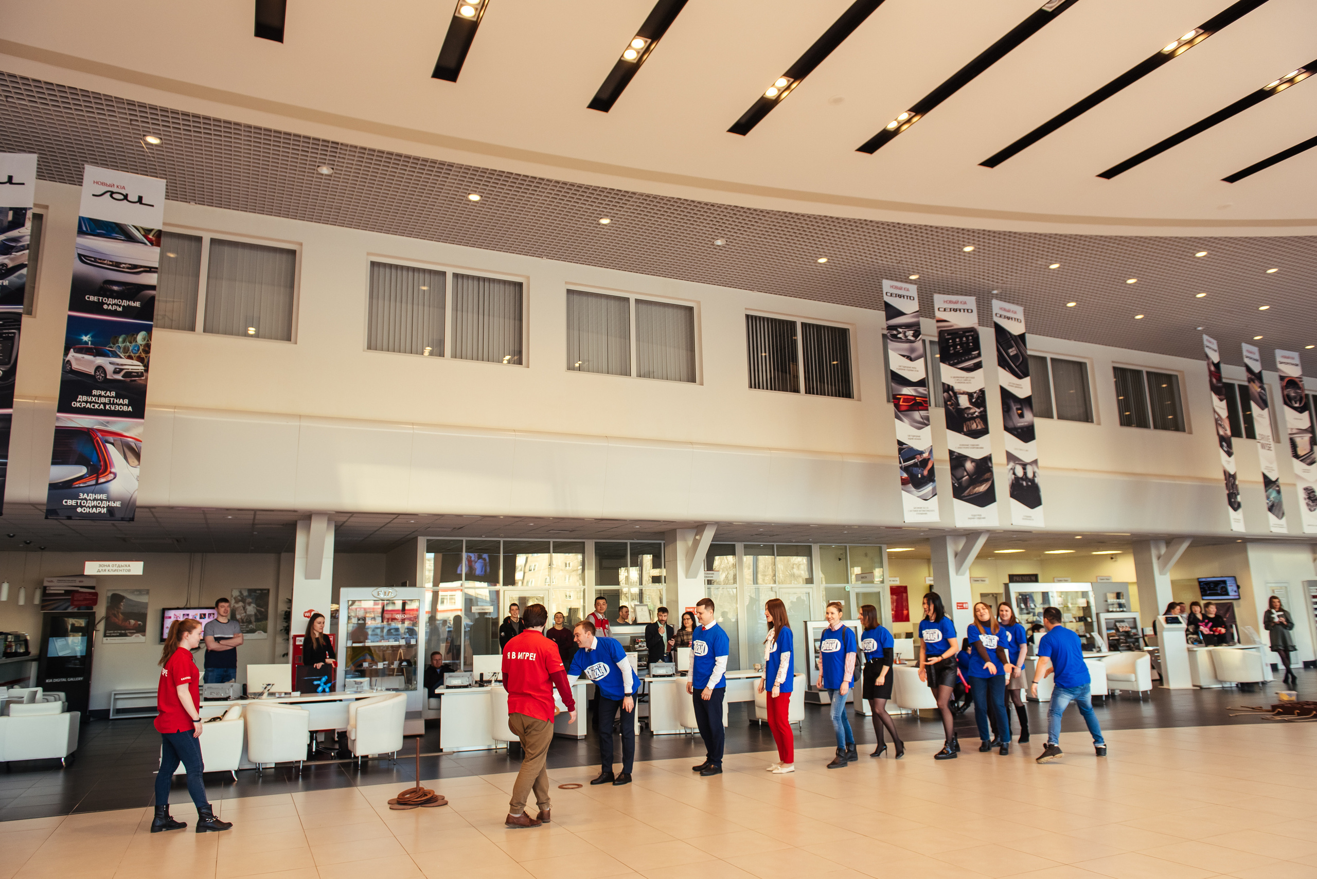 Фотосъемка репортажа с празднования 8 марта в KIA-центре, Челябинск. Свадебный и просто хороший фотограф в Челябинске