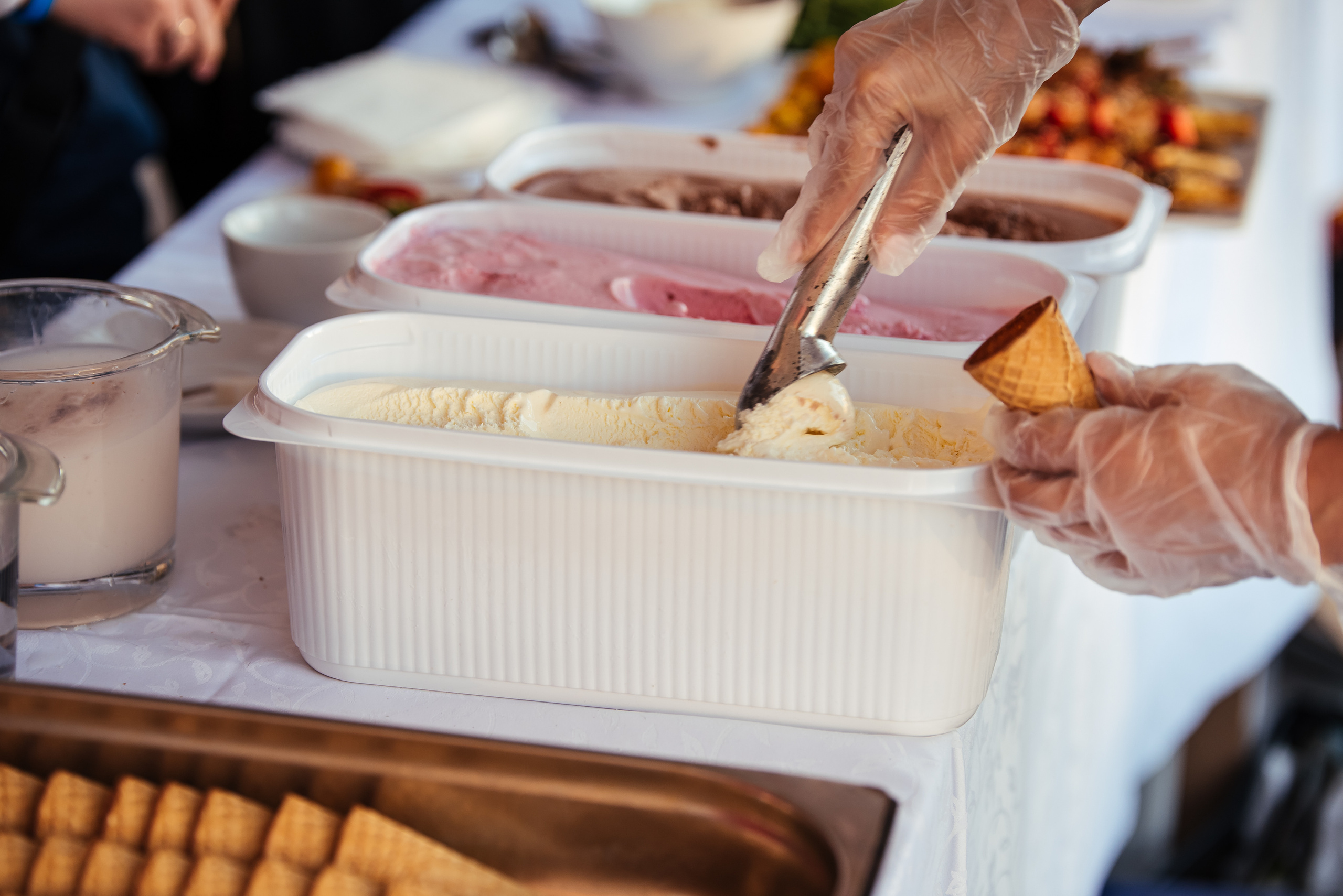 Фотосъемка репортажа с празднования 8 марта в KIA-центре, Челябинск. Свадебный и просто хороший фотограф в Челябинске