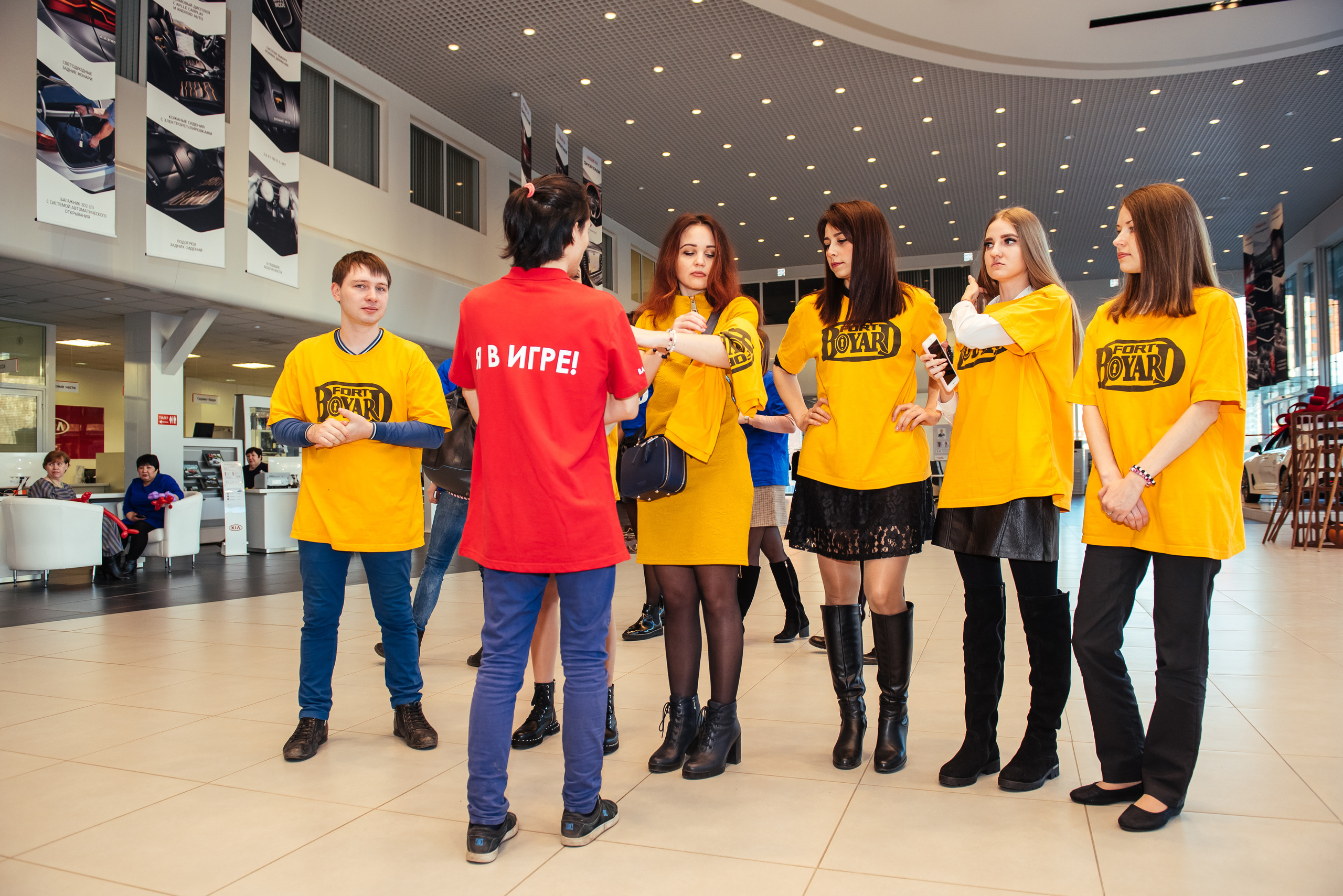 Фотосъемка репортажа с празднования 8 марта в KIA-центре, Челябинск. Свадебный и просто хороший фотограф в Челябинске