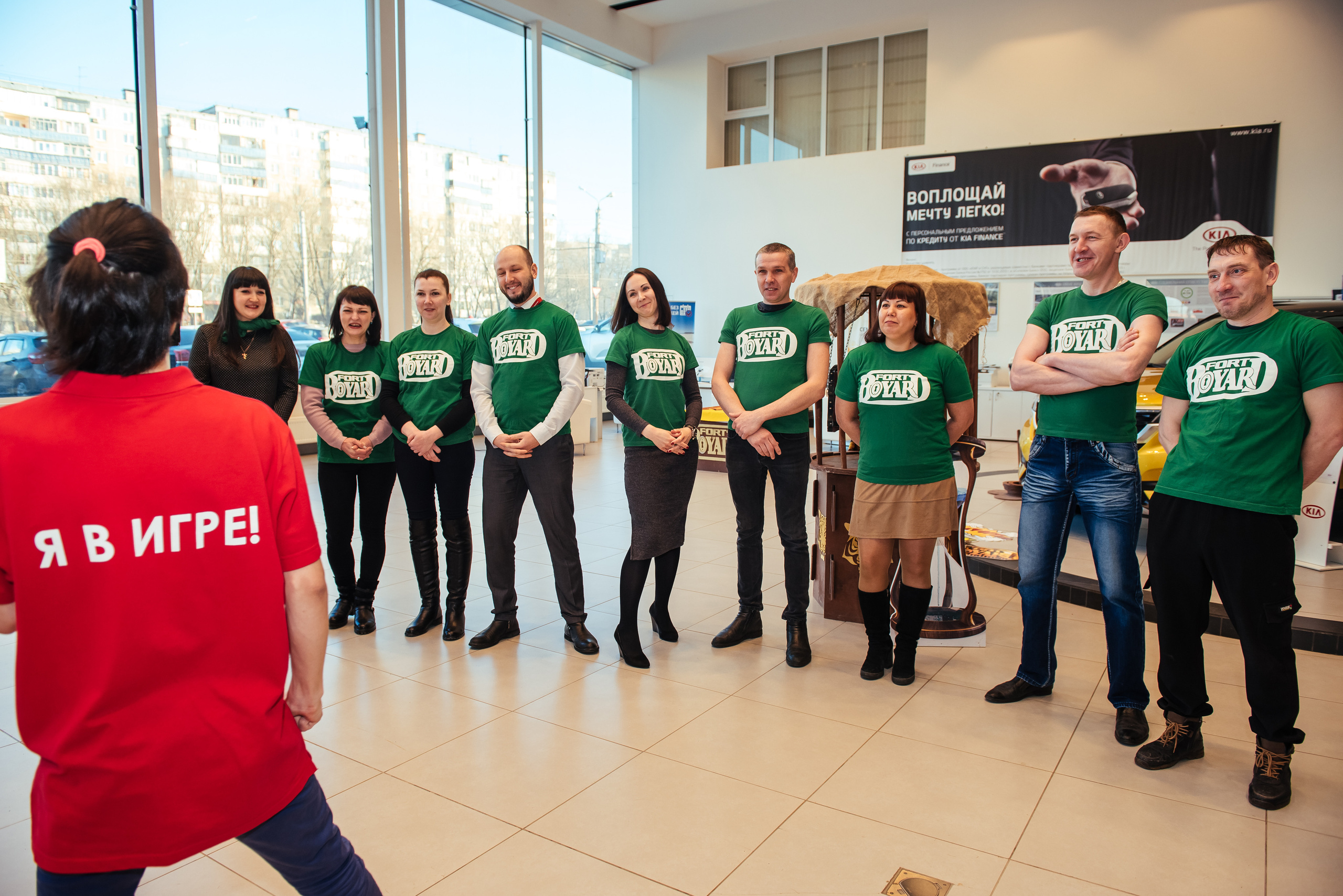 Фотосъемка репортажа с празднования 8 марта в KIA-центре, Челябинск. Свадебный и просто хороший фотограф в Челябинске