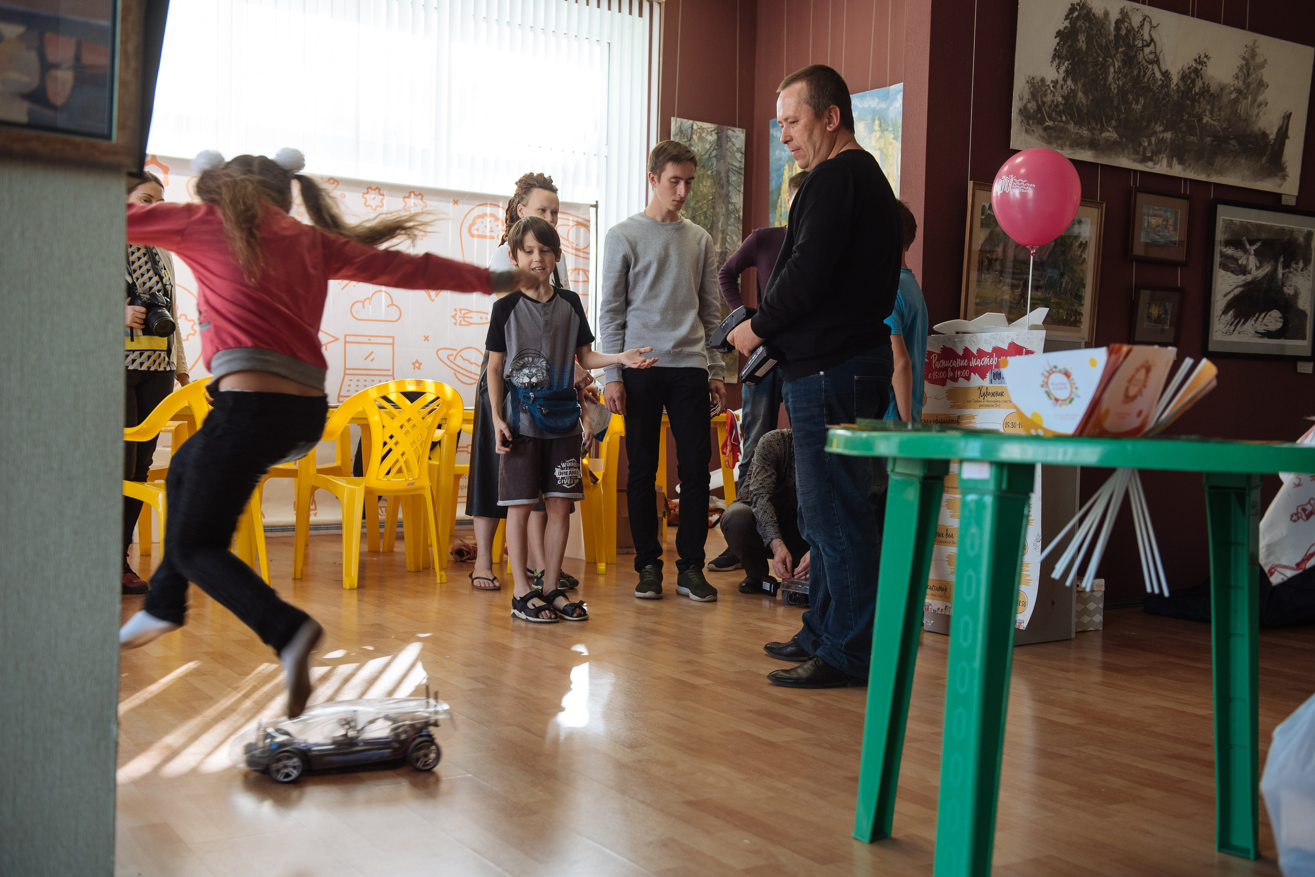 Южноуральская книжная выставка-ярмарка в Союзе Художников, Челябинск. Свадебный и просто хороший фотограф в Челябинске