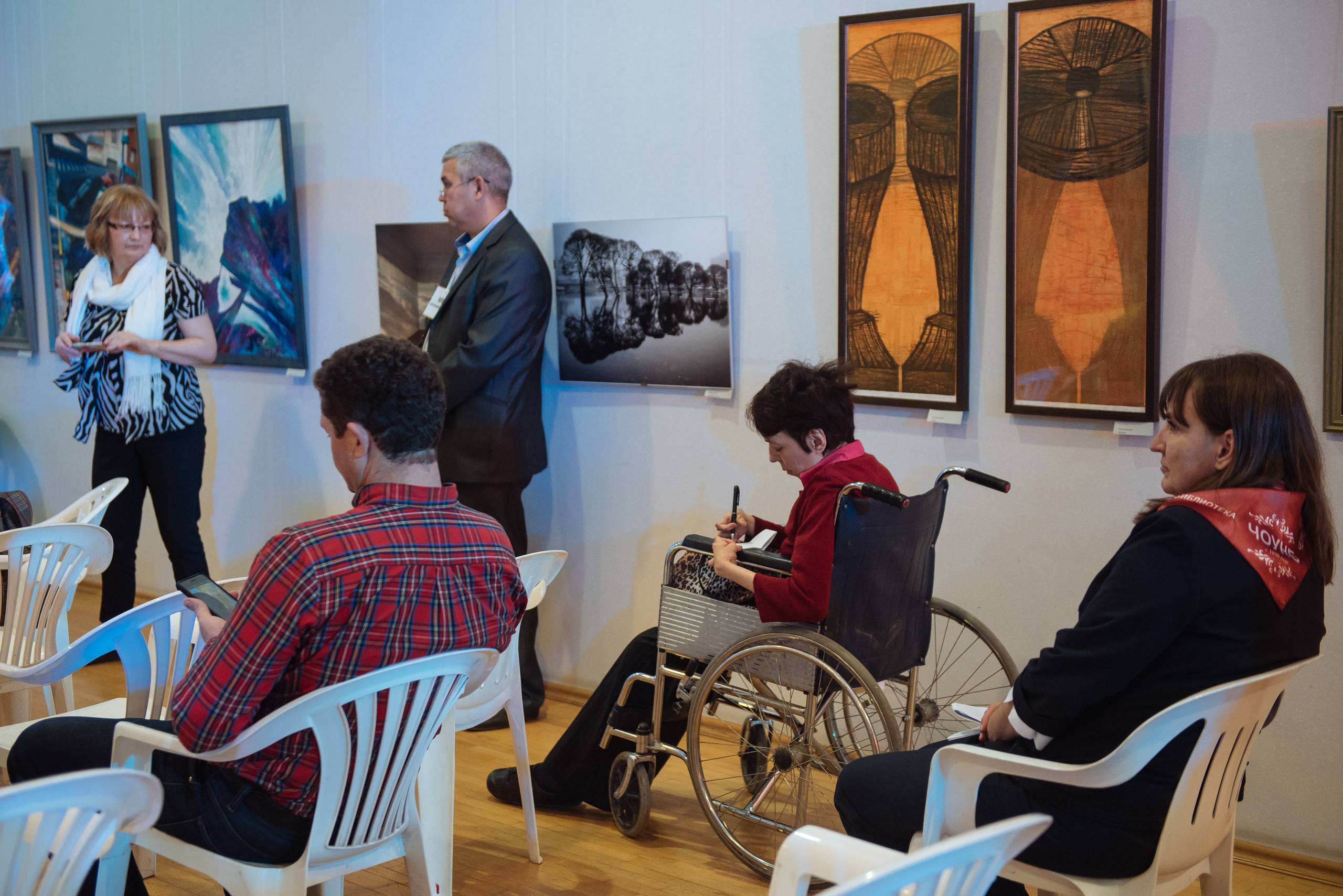 Южноуральская книжная выставка-ярмарка в Союзе Художников, Челябинск. Свадебный и просто хороший фотограф в Челябинске