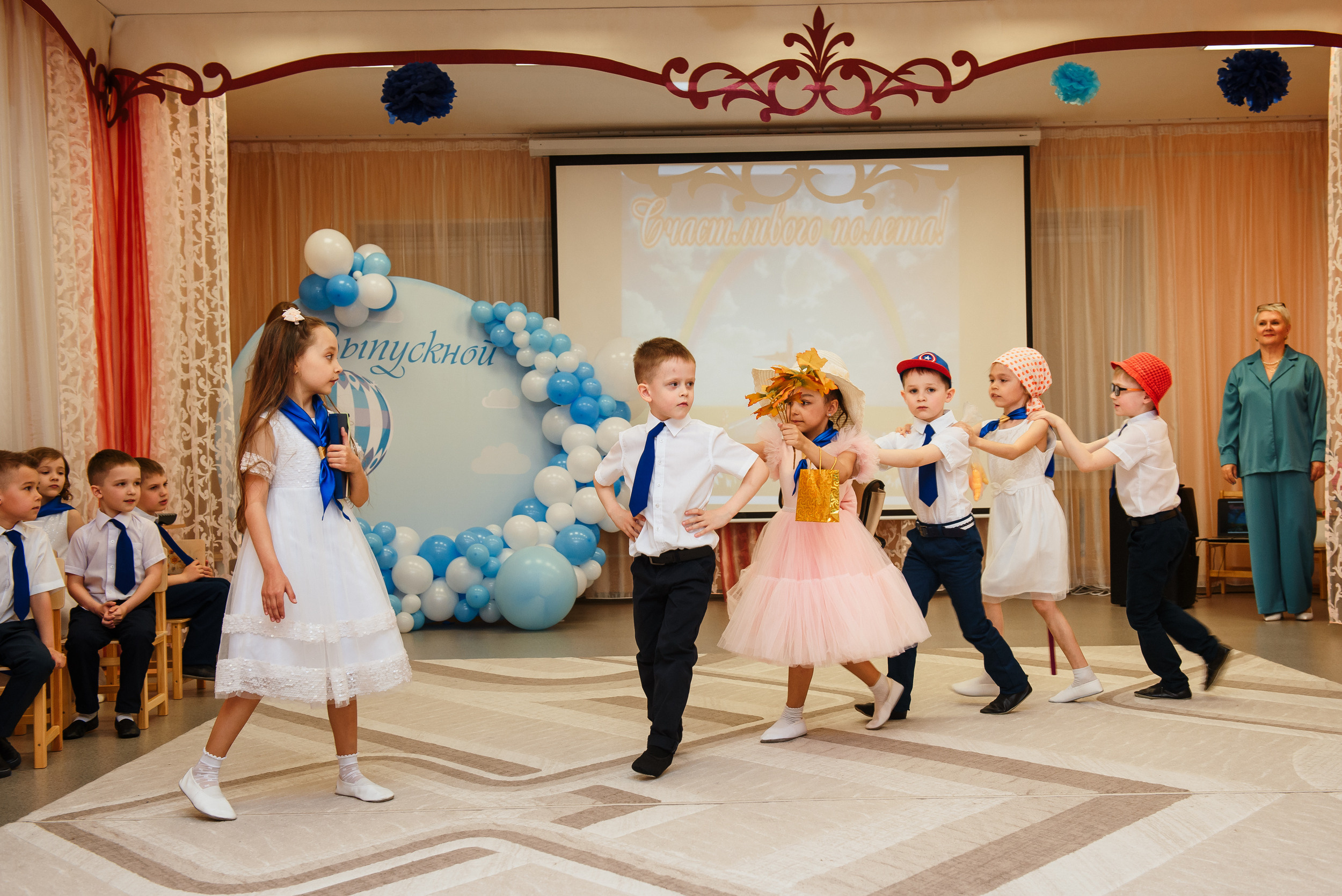 Выпускной в детсаду. Wedding and family photographer USA