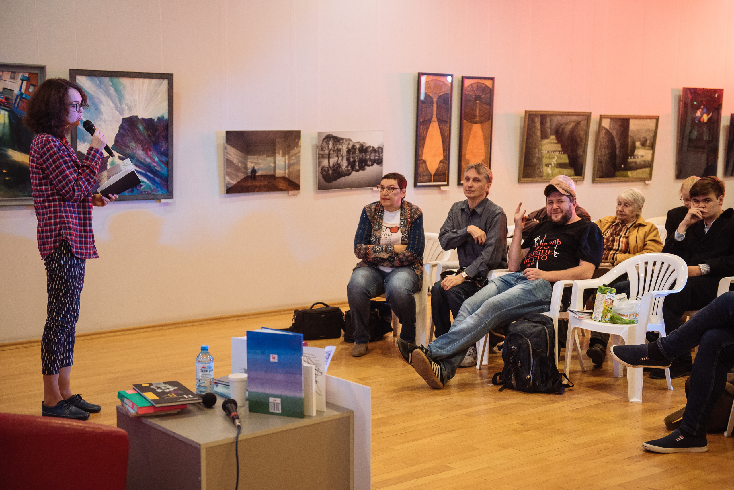 Южноуральская книжная выставка-ярмарка в Союзе Художников, Челябинск. Свадебный и просто хороший фотограф в Челябинске