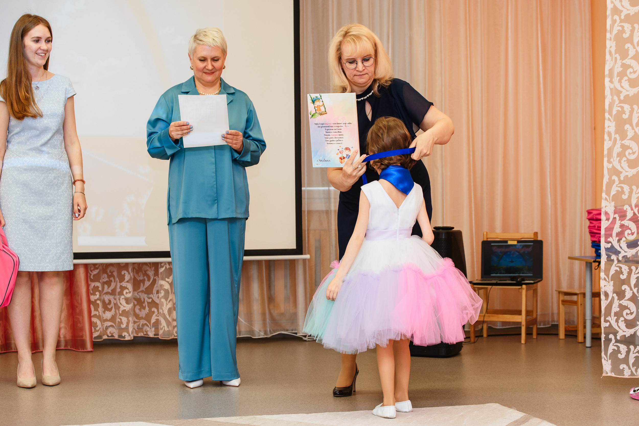 Выпускной в детсаду. Wedding and family photographer USA