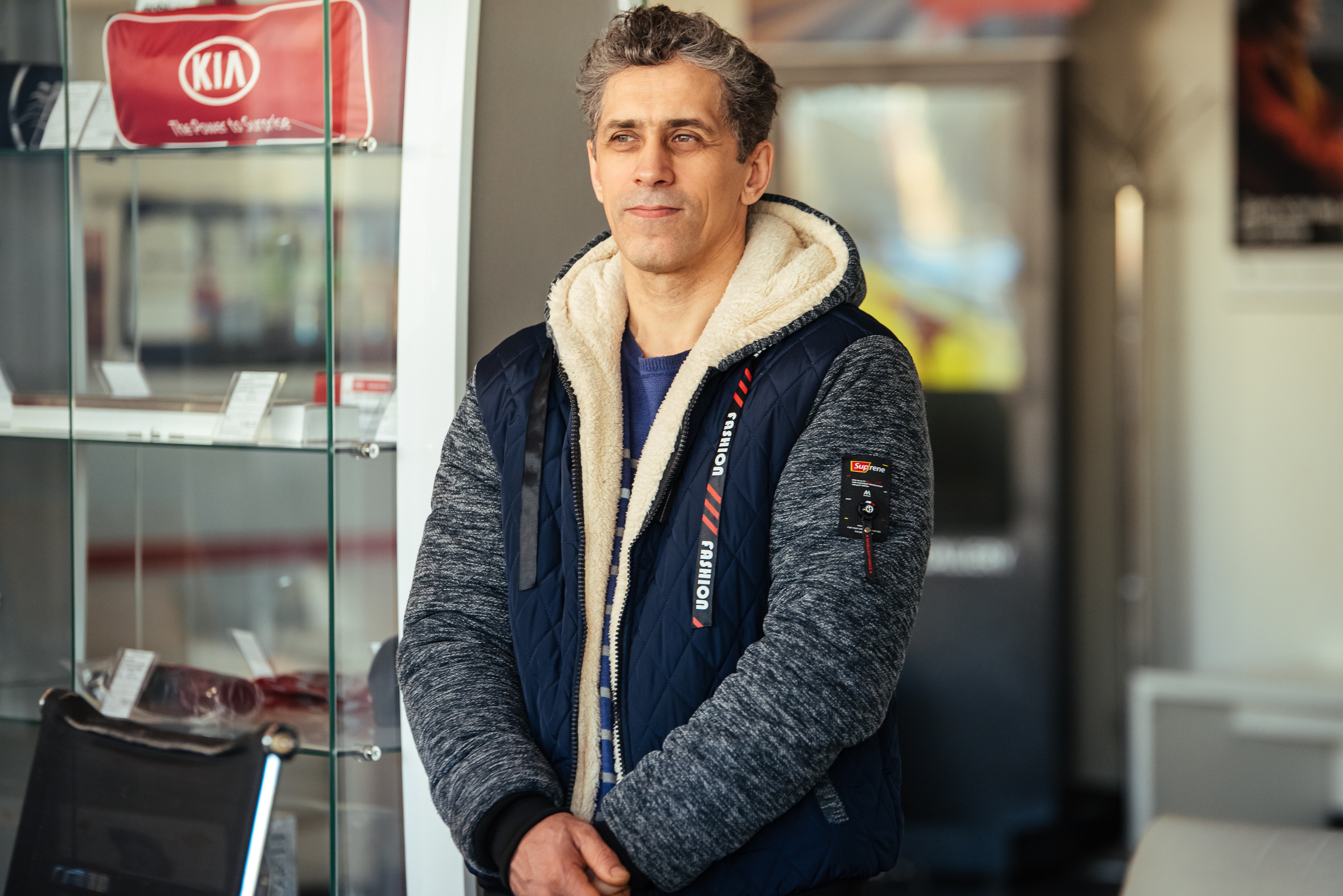 Фотосъемка репортажа с празднования 8 марта в KIA-центре, Челябинск. Свадебный и просто хороший фотограф в Челябинске