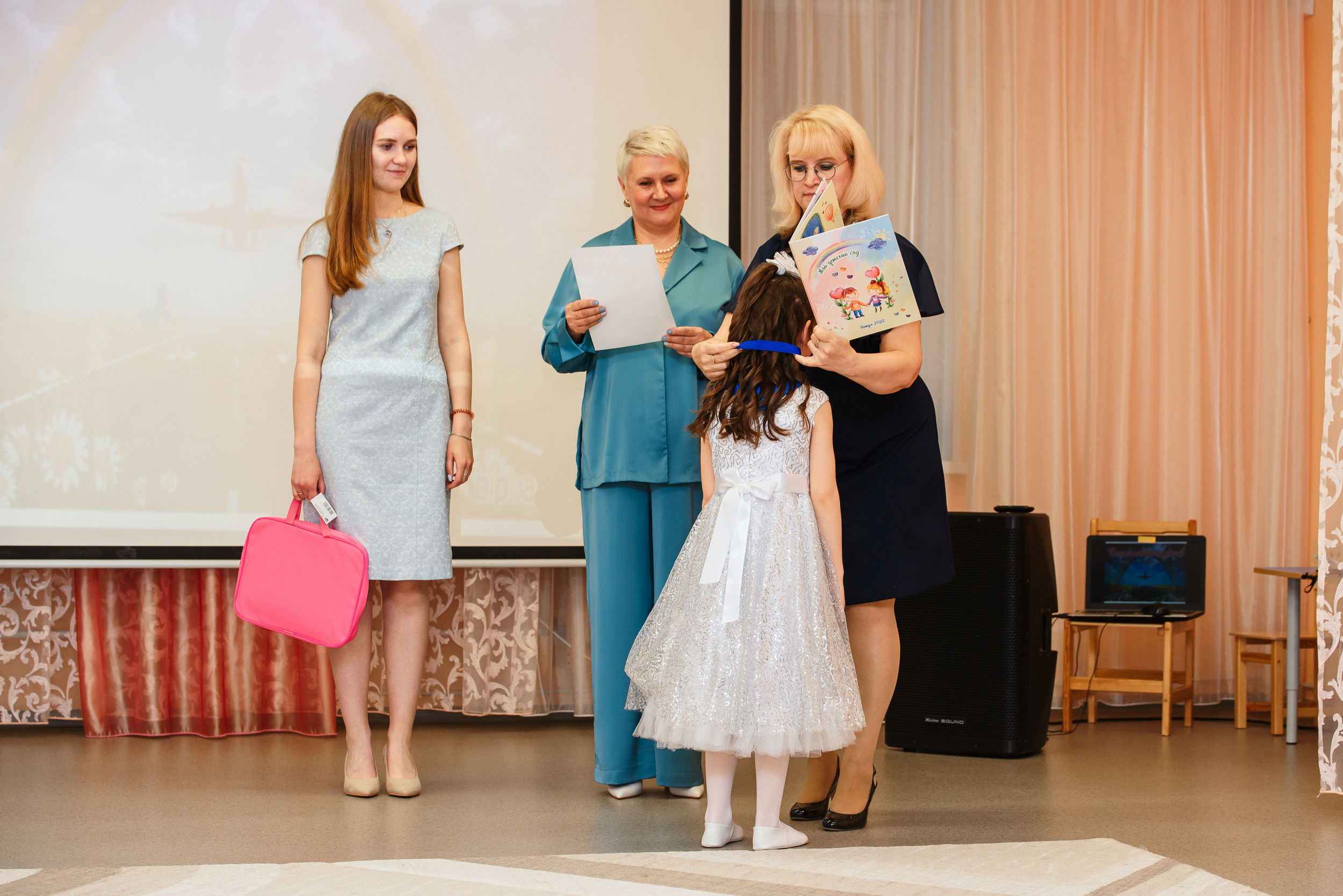 Выпускной в детсаду. Wedding and family photographer USA