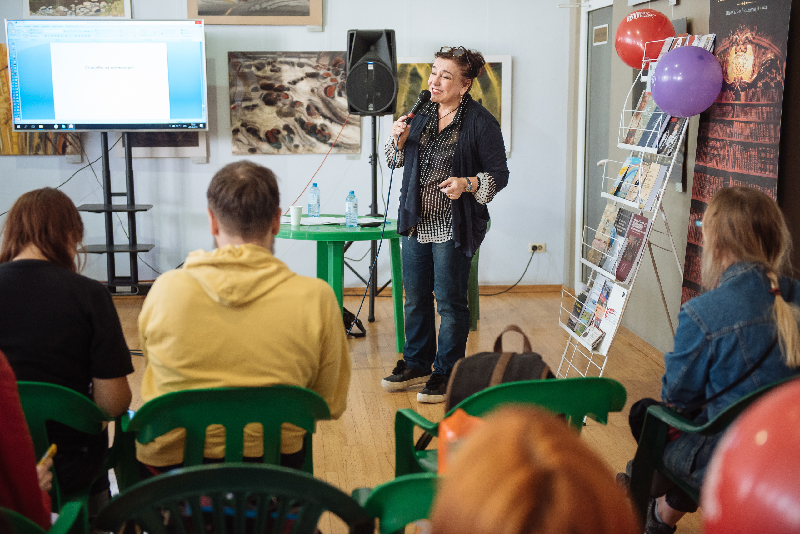 Южноуральская книжная выставка-ярмарка в Союзе Художников, Челябинск. Свадебный и просто хороший фотограф в Челябинске