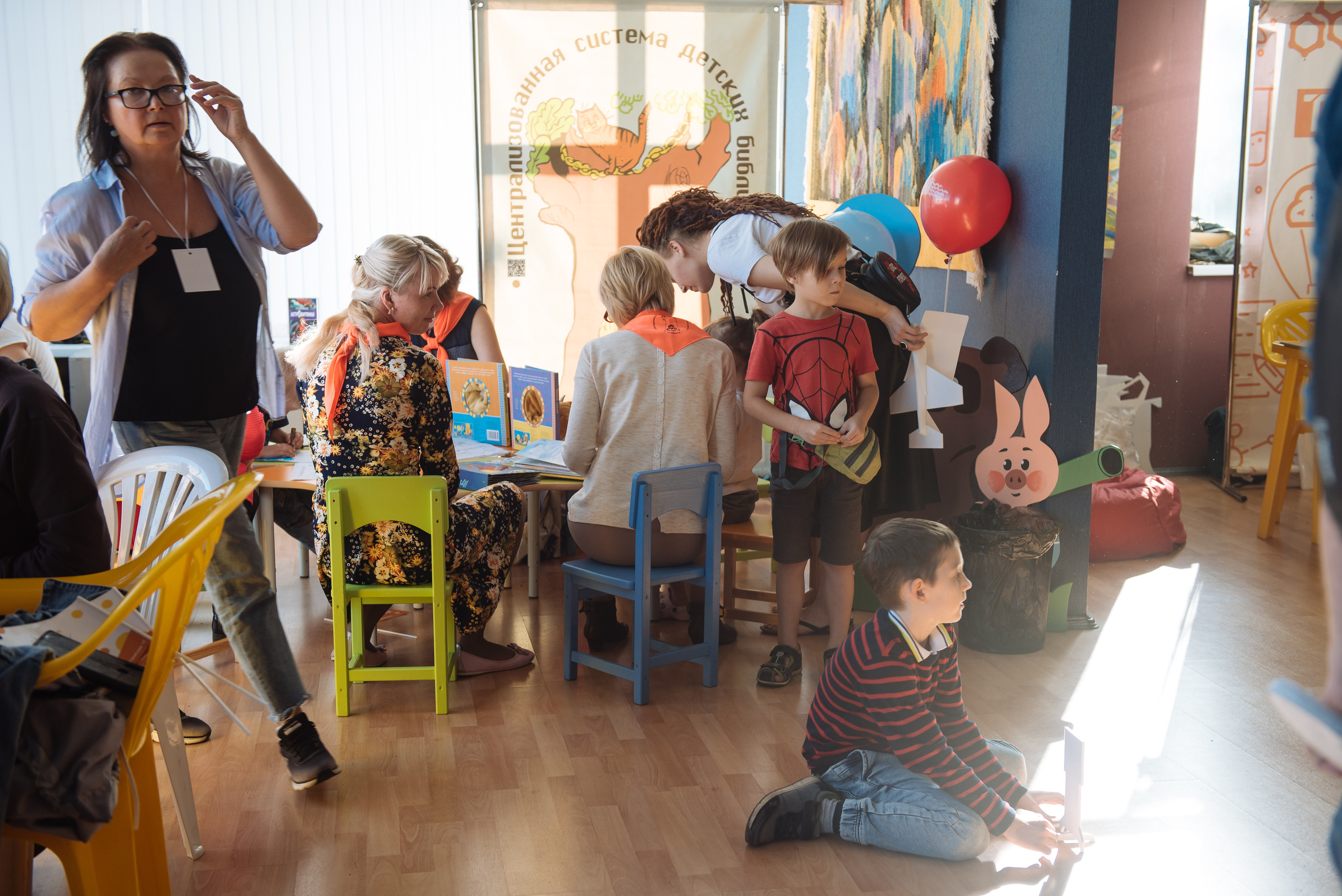 Южноуральская книжная выставка-ярмарка в Союзе Художников, Челябинск. Свадебный и просто хороший фотограф в Челябинске