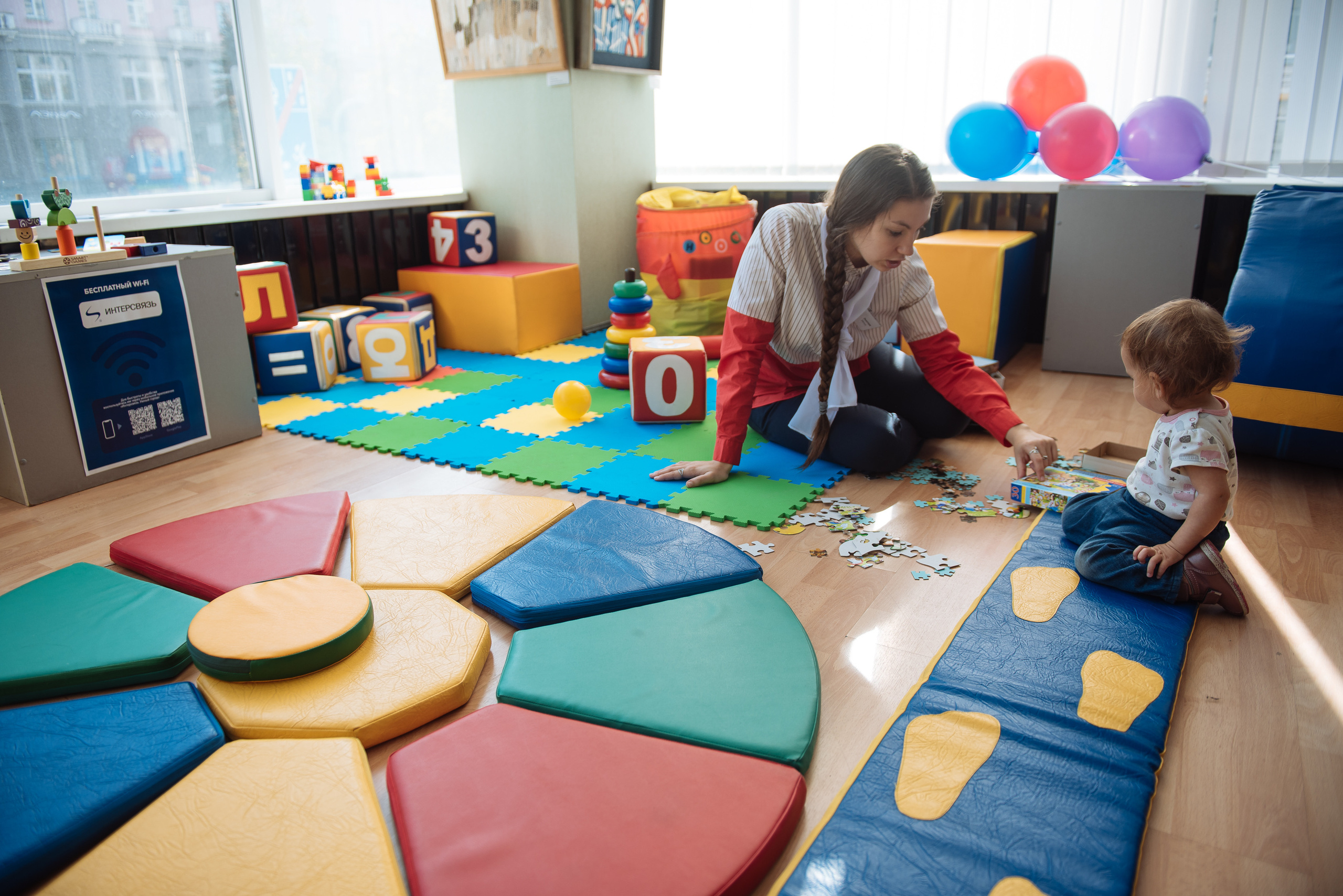 Южноуральская книжная выставка-ярмарка в Союзе Художников, Челябинск. Свадебный и просто хороший фотограф в Челябинске